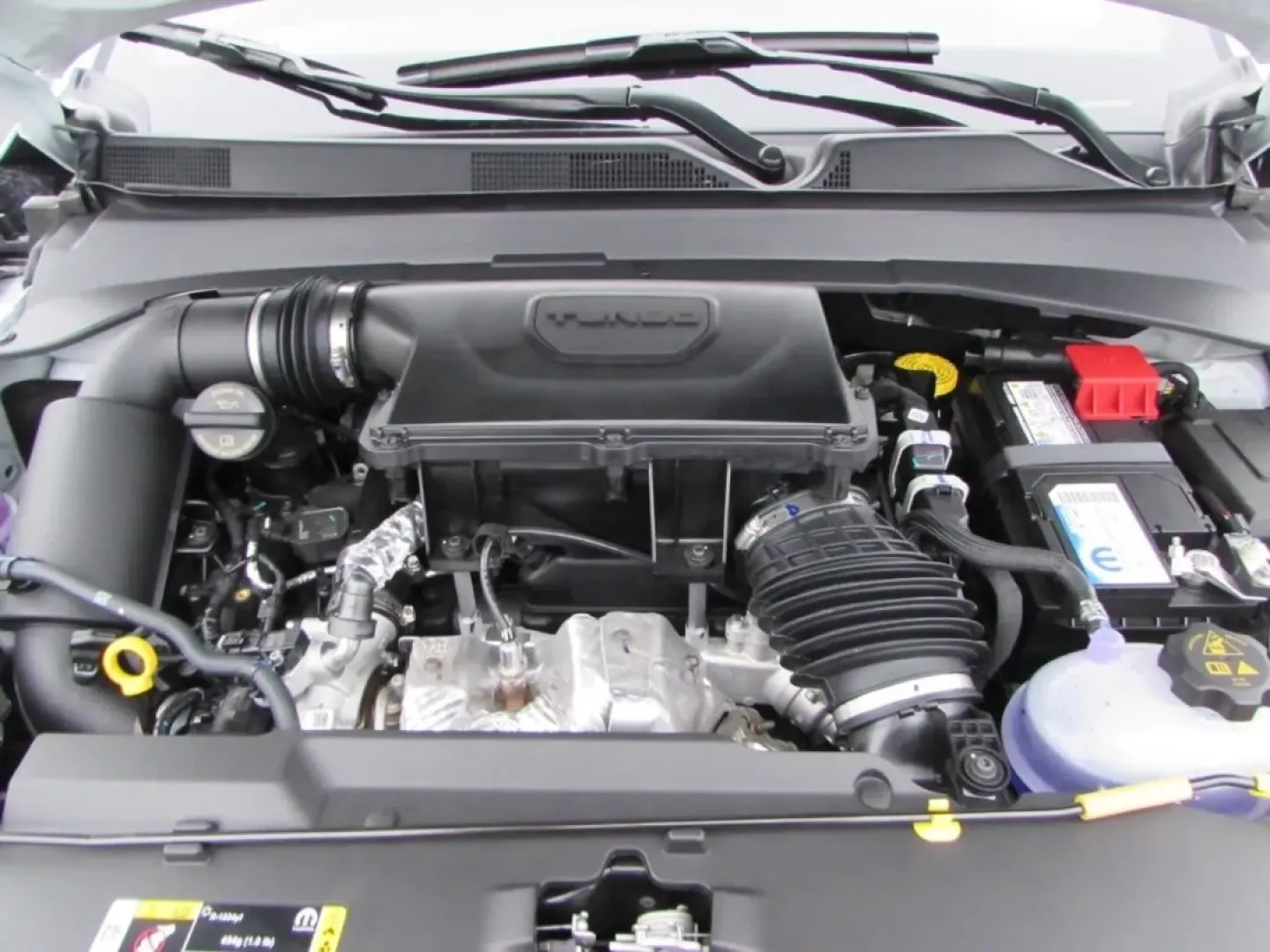 2026 /Black Jeep Compass Latitude (3C4NJDBN5TT) with an Other engine, located at 12830 Highway 21, De Soto, MO, 63020, (636) 337-7777, 38.153099, -90.573624 - **Adventure Awaits with the 2026 Jeep Compass! Perfect for Weekend Getaways and Daily Commutes!**<br /> <br /> If you're on the hunt for an SUV that effortlessly blends style, comfort, and capability, look no further than the 2026 Jeep Compass available at Pettus CDJR DeSoto. Located conveniently at - Photo#8