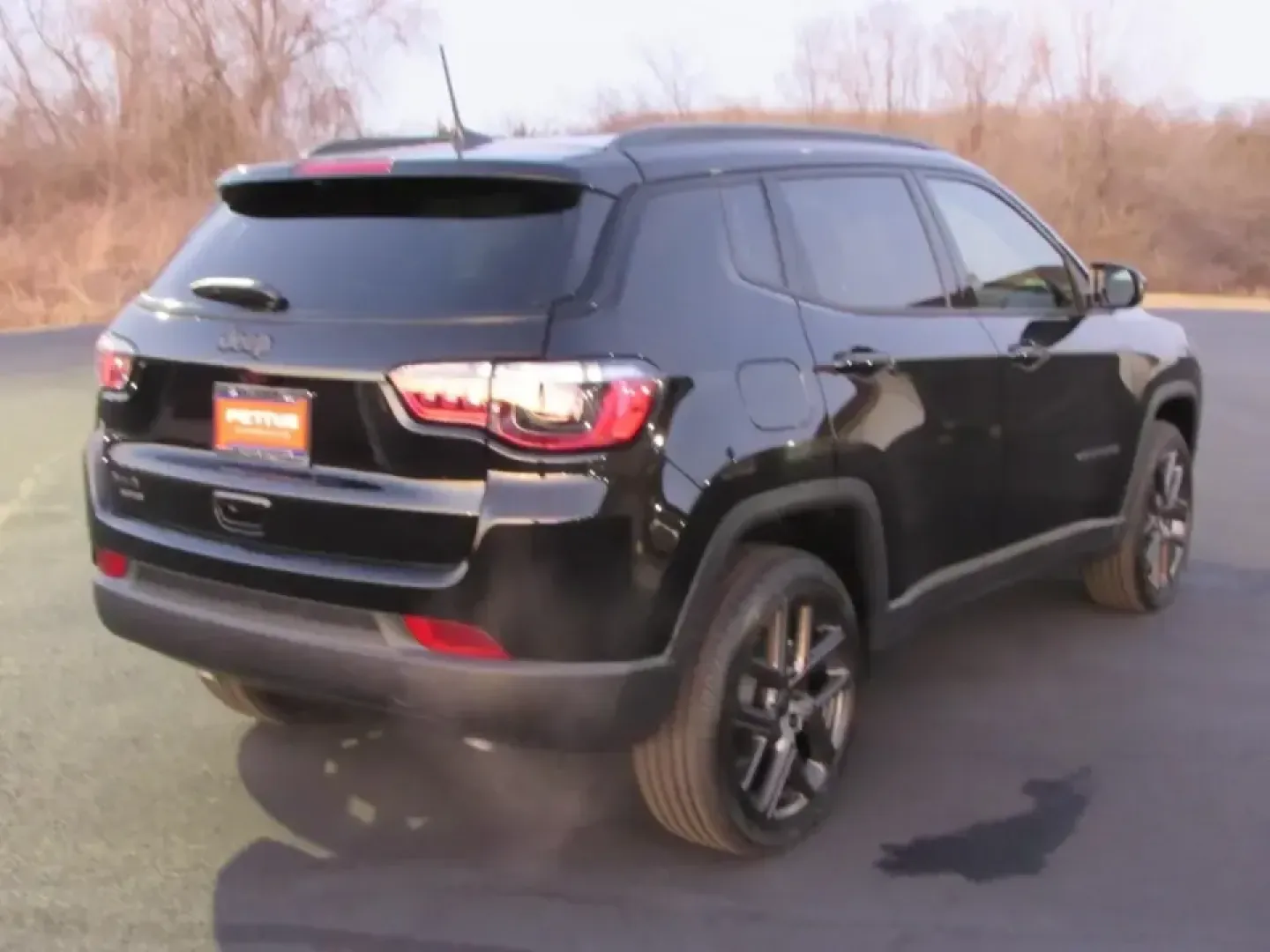 2026 /Black Jeep Compass Latitude (3C4NJDBNXTT) with an 2.0L L4 DOHC 16V TURBO engine, located at 12830 Highway 21, De Soto, MO, 63020, (636) 337-7777, 38.153099, -90.573624 - **Adventure Awaits with the 2026 Jeep Compass at Pettus CDJR DeSoto!**<br /> <br /> Are you ready to elevate your outdoor adventures or daily commutes? The 2026 Jeep Compass, available now at Pettus CDJR DeSoto, is designed for those who crave versatility, comfort, and style. With its robust four-wh - Photo#6