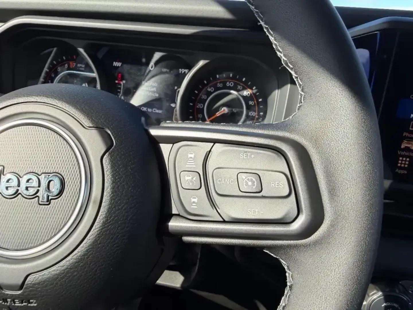2026 /Green/Black Leather Jeep Gladiator Mojave (1C6RJTEG9TL) with an 3.6L V6 engine, 6M transmission, located at 970 Woodlawn Dr., Farmington, MO, 63640, (573) 431-7800, 37.825642, -90.468674 - **Unleash Your Adventurous Spirit with the 2026 Jeep Gladiator Mojave!**<br /> <br /> Whether you're looking to conquer rugged trails or need a reliable truck for weekend getaways, the 2026 Jeep Gladiator Mojave is designed to elevate your lifestyle. This powerful machine, with its outstanding off-r - Photo#12