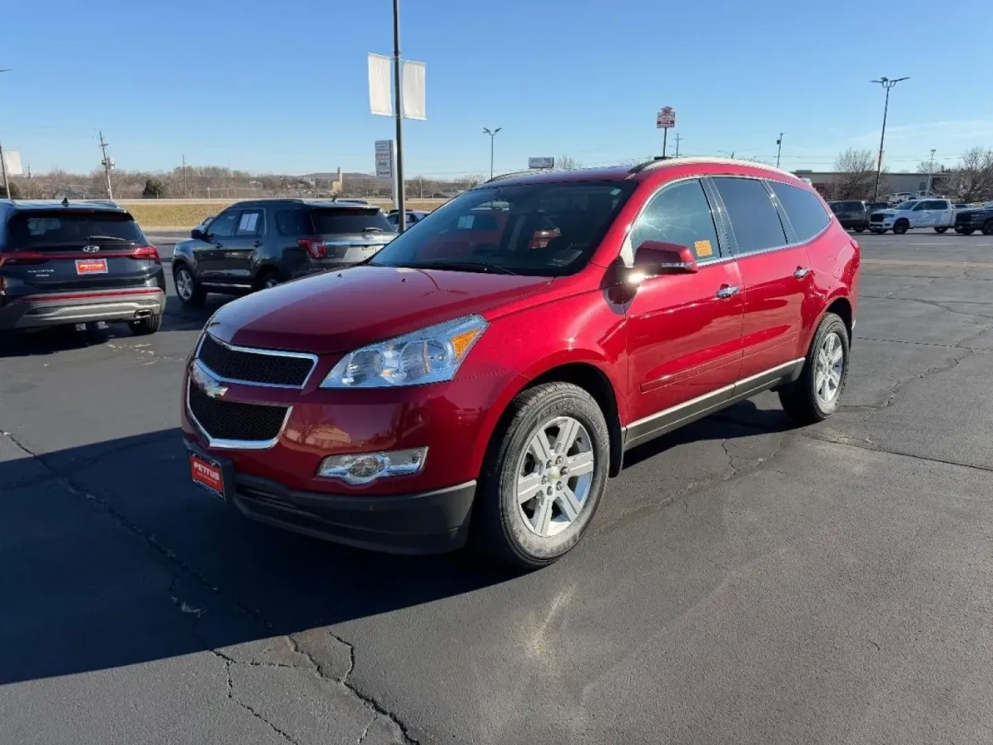 2012 /Ebony Cloth Chevrolet Traverse LT 1LT (1GNKRGED8CJ) with an 3.6L SIDI V6 engine, Automatic transmission, located at 970 Woodlawn Dr., Farmington, MO, 63640, (573) 431-7800, 37.825642, -90.468674 - Discover the perfect blend of style, space, and comfort with the 2012 Chevrolet Traverse LT 1LT, available now at Pettus CDJR Farmington. Nestled in the heart of Farmington, MO, our dealership is your trusted destination for quality used vehicles. Whether you're a growing family seeking a reliable S - Photo#6