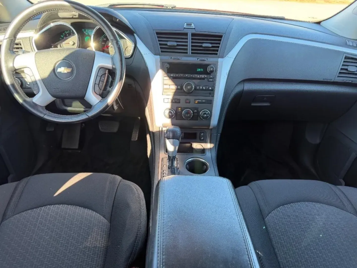 2012 /Ebony Cloth Chevrolet Traverse LT 1LT (1GNKRGED8CJ) with an 3.6L SIDI V6 engine, Automatic transmission, located at 970 Woodlawn Dr., Farmington, MO, 63640, (573) 431-7800, 37.825642, -90.468674 - Discover the perfect blend of style, space, and comfort with the 2012 Chevrolet Traverse LT 1LT, available now at Pettus CDJR Farmington. Nestled in the heart of Farmington, MO, our dealership is your trusted destination for quality used vehicles. Whether you're a growing family seeking a reliable S - Photo#11