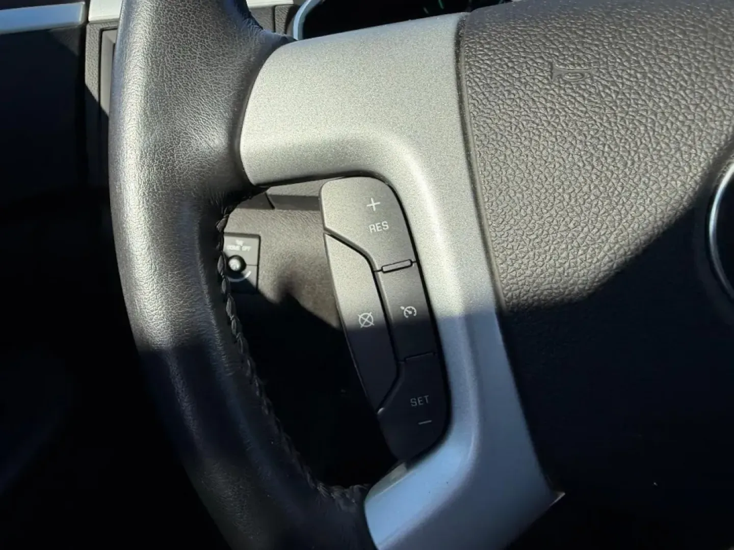 2012 /Ebony Cloth Chevrolet Traverse LT 1LT (1GNKRGED8CJ) with an 3.6L SIDI V6 engine, Automatic transmission, located at 970 Woodlawn Dr., Farmington, MO, 63640, (573) 431-7800, 37.825642, -90.468674 - Discover the perfect blend of style, space, and comfort with the 2012 Chevrolet Traverse LT 1LT, available now at Pettus CDJR Farmington. Nestled in the heart of Farmington, MO, our dealership is your trusted destination for quality used vehicles. Whether you're a growing family seeking a reliable S - Photo#13