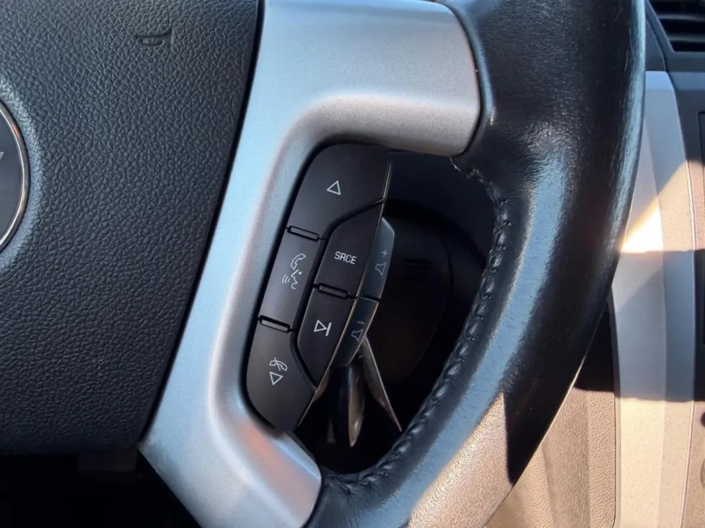 2012 /Ebony Cloth Chevrolet Traverse LT 1LT (1GNKRGED8CJ) with an 3.6L SIDI V6 engine, Automatic transmission, located at 970 Woodlawn Dr., Farmington, MO, 63640, (573) 431-7800, 37.825642, -90.468674 - Discover the perfect blend of style, space, and comfort with the 2012 Chevrolet Traverse LT 1LT, available now at Pettus CDJR Farmington. Nestled in the heart of Farmington, MO, our dealership is your trusted destination for quality used vehicles. Whether you're a growing family seeking a reliable S - Photo#14