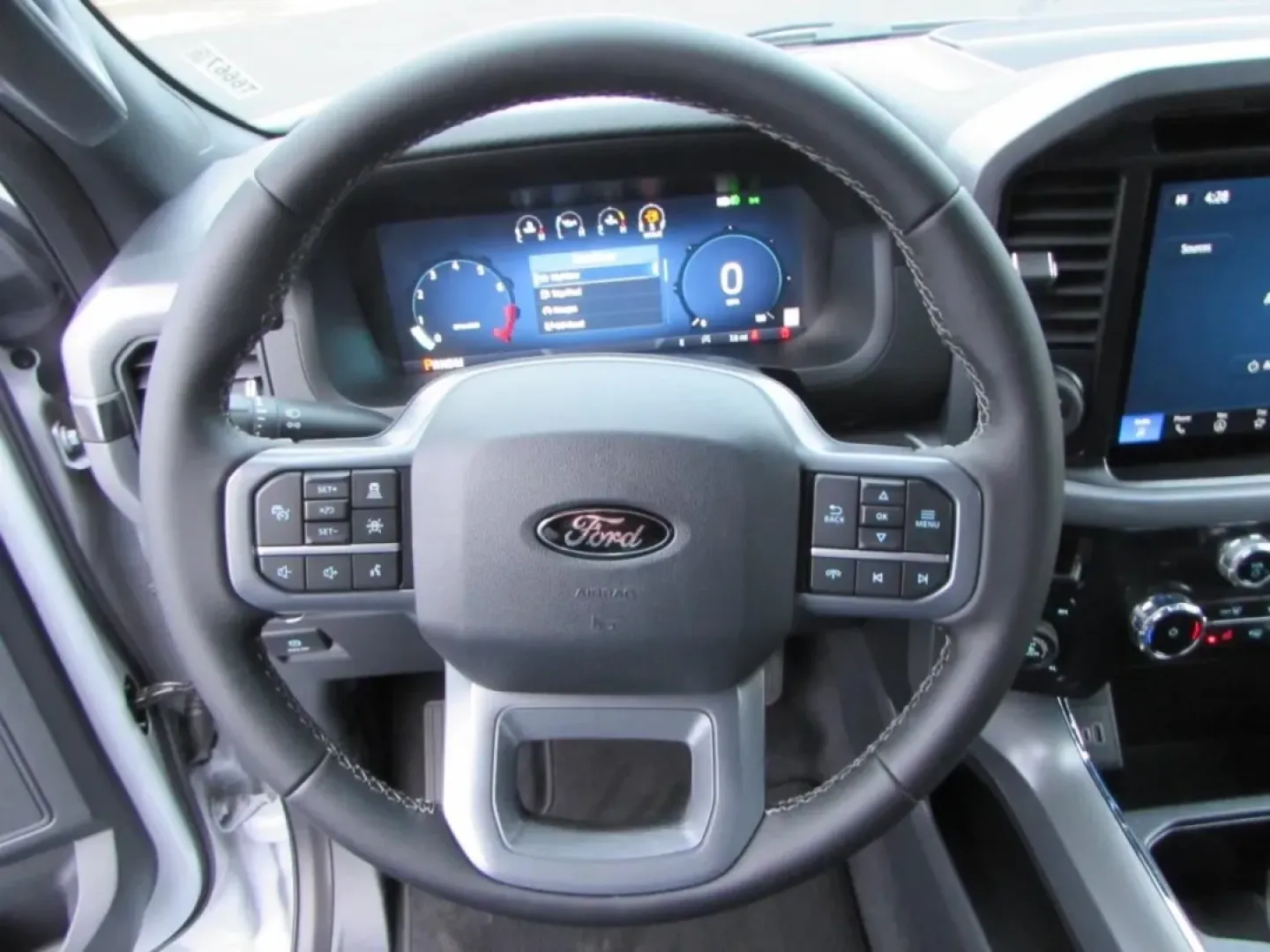 2025 /Black Ford F-150 XLT (1FTFW3L5XSF) with an 5.0L engine, located at 12836 Highway 21, De Soto, MO, 63020, (636) 337-7777, 38.151867, -90.575615 - **Unleash Your Adventurous Spirit with the 2025 Ford F-150 XLT at Pettus Ford De Soto!**<br /> <br /> Are you ready to elevate your lifestyle? Whether you're a weekend warrior, a busy professional, or a growing family in need of a reliable, spacious vehicle, the 2025 Ford F-150 XLT is the perfect ma - Photo#18