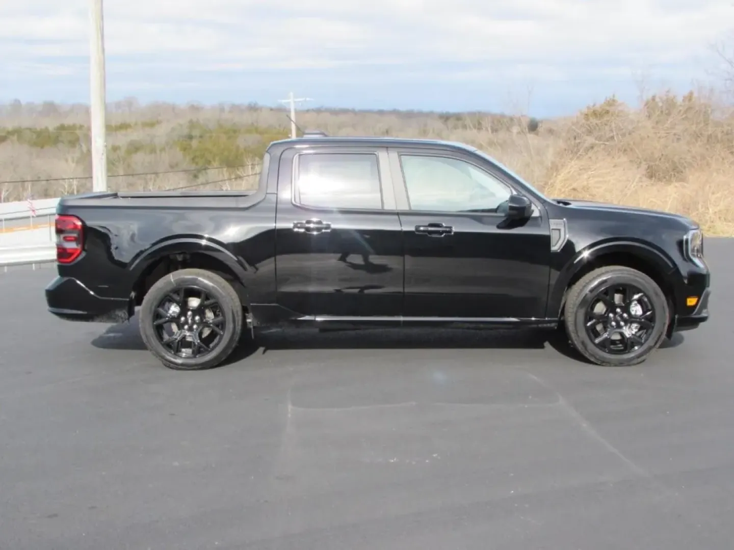 2026 /Black Onyx Ford Maverick Lobo Standard (3FTCW8TA9TR) with an 2.0L EcoBoost engine, Automatic transmission, located at 12836 Highway 21, De Soto, MO, 63020, (636) 337-7777, 38.151867, -90.575615 - ### Discover the Adventure-Ready 2026 Ford Maverick Lobo Standard<br /> <br /> Are you ready to elevate your weekend getaways and daily commutes? Look no further than the stunning 2026 Ford Maverick Lobo Standard, now available at Pettus Ford De Soto. This versatile truck is designed for those who c - Photo#7