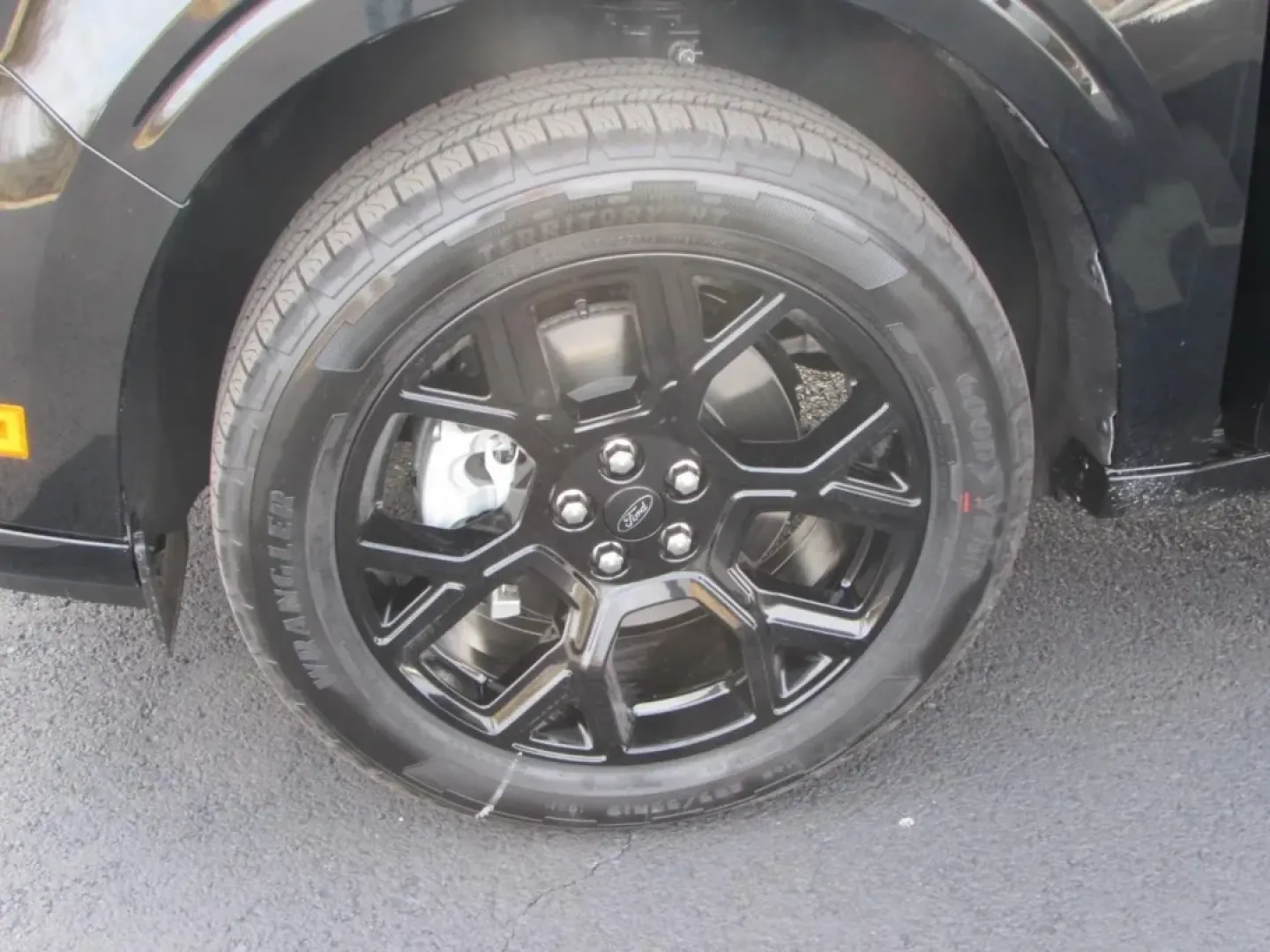 2026 /Black Onyx Ford Maverick Lobo Standard (3FTCW8TA9TR) with an 2.0L EcoBoost engine, Automatic transmission, located at 12836 Highway 21, De Soto, MO, 63020, (636) 337-7777, 38.151867, -90.575615 - ### Discover the Adventure-Ready 2026 Ford Maverick Lobo Standard<br /> <br /> Are you ready to elevate your weekend getaways and daily commutes? Look no further than the stunning 2026 Ford Maverick Lobo Standard, now available at Pettus Ford De Soto. This versatile truck is designed for those who c - Photo#9