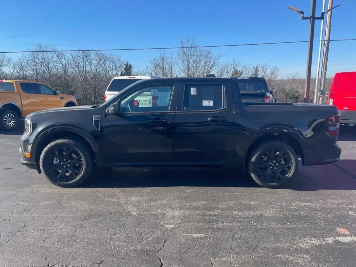 2026 /Black Onyx Ford Maverick Lobo Standard (3FTCW8TA9TR) with an 2.0L EcoBoost engine, Automatic transmission, located at 12836 Highway 21, De Soto, MO, 63020, (636) 337-7777, 38.151867, -90.575615 - ### Discover the Adventure-Ready 2026 Ford Maverick Lobo Standard<br /> <br /> Are you ready to elevate your weekend getaways and daily commutes? Look no further than the stunning 2026 Ford Maverick Lobo Standard, now available at Pettus Ford De Soto. This versatile truck is designed for those who c - Photo#32