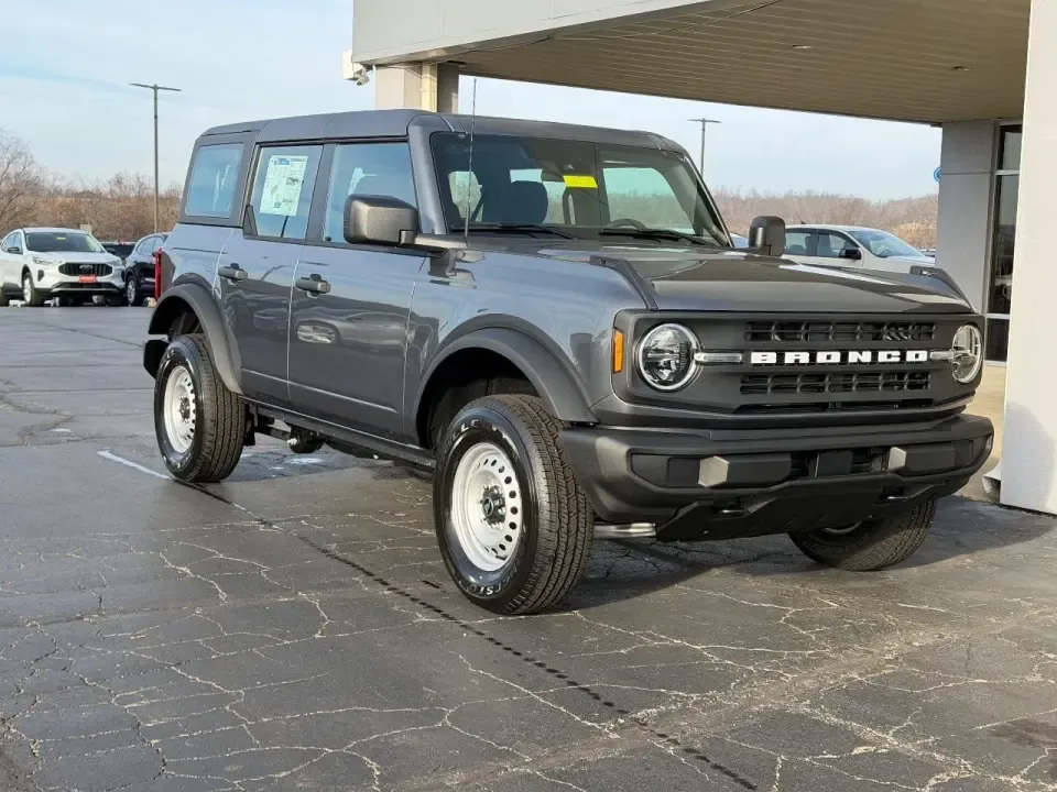 photo of 2025 Ford Bronco Base