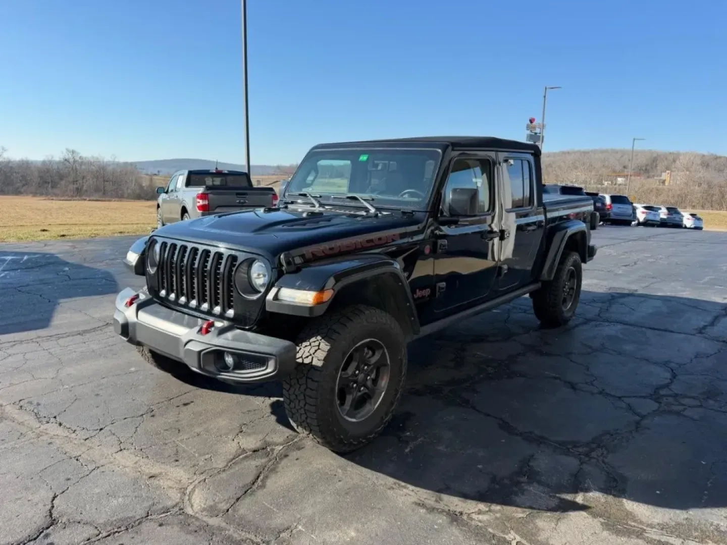 2022 /Black Leather Jeep Gladiator Rubicon (1C6JJTBG7NL) with an 3.6L V6 24V VVT UPG I engine, 6M transmission, located at 141 Commercial Dr, Fredericktown, MO, 63645, (573) 783-6432, 37.570087, -90.320648 - Are you ready to elevate your weekend adventures and daily commutes? Look no further than this stylish and rugged 2022 Jeep Gladiator 4WD Rubicon, now available at Pettus Ford Fredericktown. Located conveniently at 141 Commercial Drive, Fredericktown, MO 63645, we specialize in quality used vehicles - Photo#6