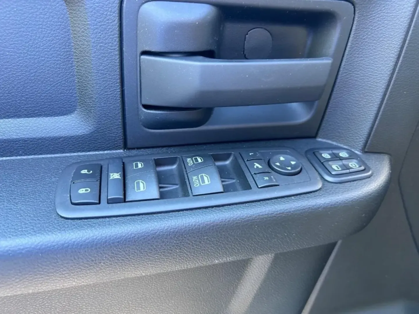 2024 /Diesel Gray/Black Cloth Ram 3500 Tradesman (3C63RRGL2RG) with an Straight 6 Turbocharged Diesel engine, located at 970 Woodlawn Dr., Farmington, MO, 63640, (573) 431-7800, 37.825642, -90.468674 - **Elevate Your Adventures with the 2024 Ram 3500 Tradesman at Pettus CDJR Farmington!**<br /> <br /> If you're looking for a vehicle that can keep up with your adventurous lifestyle, look no further than the stunning 2024 Ram 3500 Tradesman. Whether you're hauling equipment for work, embarking on a - Photo#16