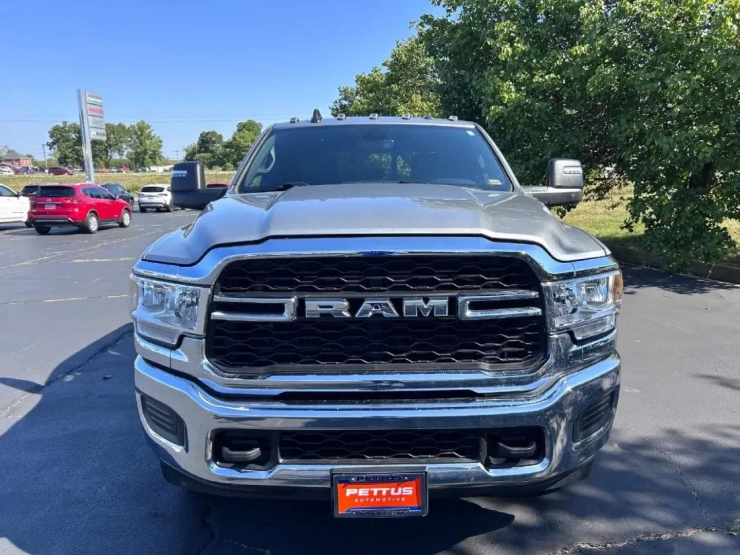 2024 /Diesel Gray/Black Cloth Ram 3500 Tradesman (3C63RRGL2RG) with an Straight 6 Turbocharged Diesel engine, located at 970 Woodlawn Dr., Farmington, MO, 63640, (573) 431-7800, 37.825642, -90.468674 - **Elevate Your Adventures with the 2024 Ram 3500 Tradesman at Pettus CDJR Farmington!**<br /> <br /> If you're looking for a vehicle that can keep up with your adventurous lifestyle, look no further than the stunning 2024 Ram 3500 Tradesman. Whether you're hauling equipment for work, embarking on a - Photo#7
