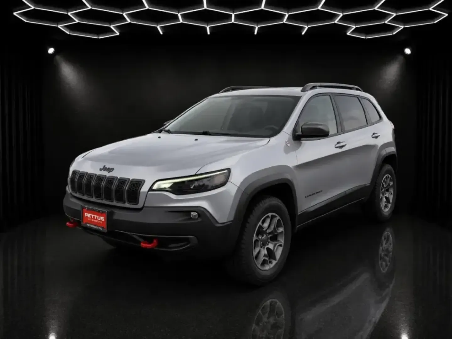 2020 /Black Leather Trimmed Jeep Cherokee Trailhawk (1C4PJMBN3LD) with an 2.0L engine, Automatic transmission, located at 970 Woodlawn Dr., Farmington, MO, 63640, (573) 431-7800, 37.825642, -90.468674 - Weekend trail runs, winter-weather school drop-offs, and road trips down Highway 67 feel a lot easier when your SUV is built to handle the plan-and the unexpected detour. This 2020 Jeep Cherokee Trailhawk is the kind of do-it-all crossover that fits real life in Farmington, MO: confident in the rain - Photo#0
