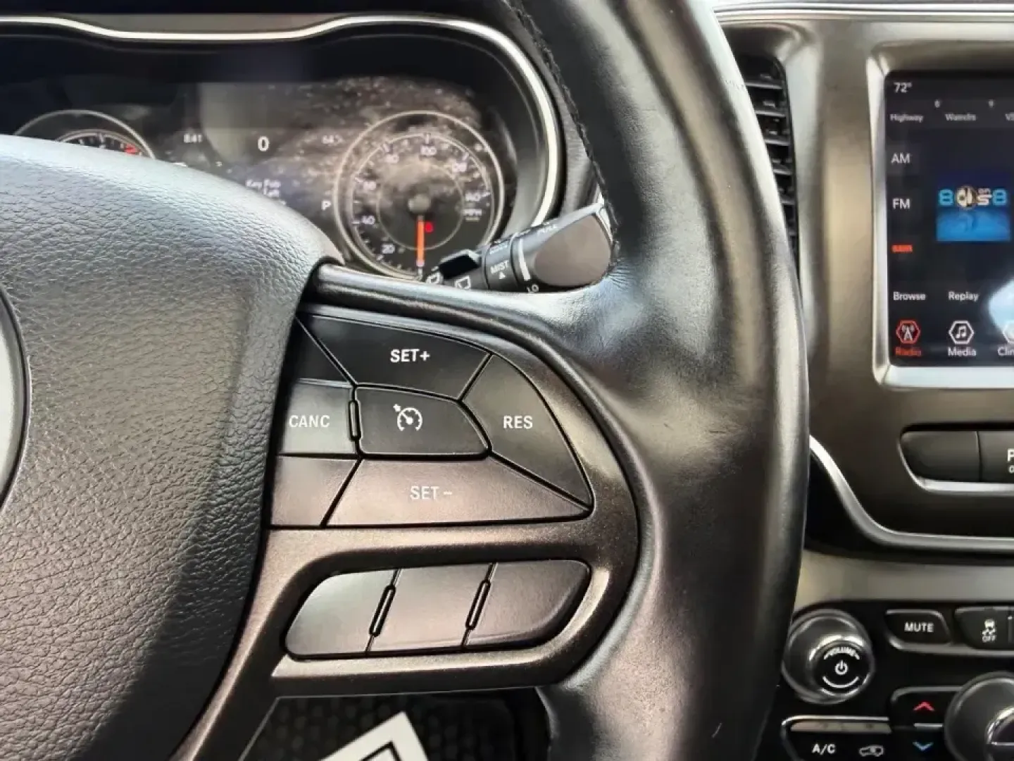 2020 /Black Leather Trimmed Jeep Cherokee Trailhawk (1C4PJMBN3LD) with an 2.0L engine, Automatic transmission, located at 970 Woodlawn Dr., Farmington, MO, 63640, (573) 431-7800, 37.825642, -90.468674 - Weekend trail runs, winter-weather school drop-offs, and road trips down Highway 67 feel a lot easier when your SUV is built to handle the plan-and the unexpected detour. This 2020 Jeep Cherokee Trailhawk is the kind of do-it-all crossover that fits real life in Farmington, MO: confident in the rain - Photo#15