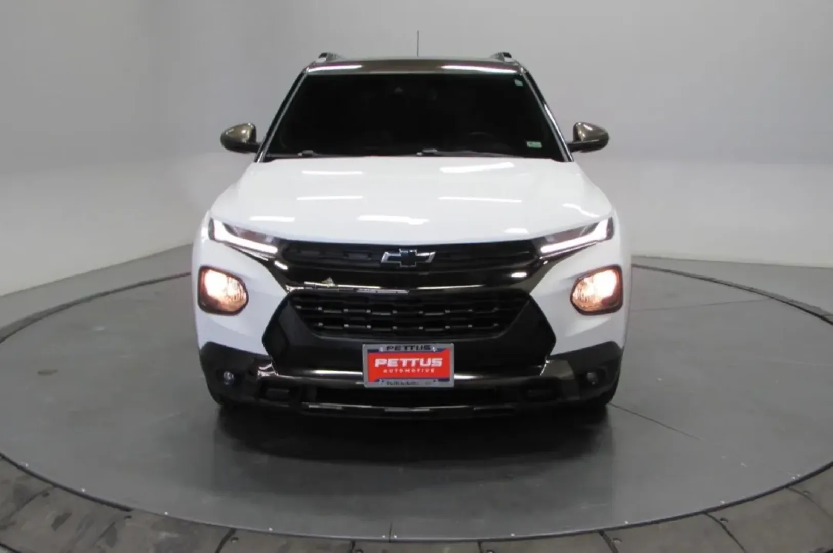 2021 /Jet Black/Almond Butter Leathe Chevrolet TrailBlazer ACTIV (KL79MVSL1MB) with an Other engine, Automatic transmission, located at 12830 Highway 21, De Soto, MO, 63020, (636) 337-7777, 38.153099, -90.573624 - Are you ready to elevate your daily commute or embark on weekend adventures with family and friends? Look no further than this stunning 2021 Chevrolet Trailblazer ACTIV, a versatile and stylish SUV that perfectly balances lifestyle and functionality. Whether you're navigating city streets or explori - Photo#1