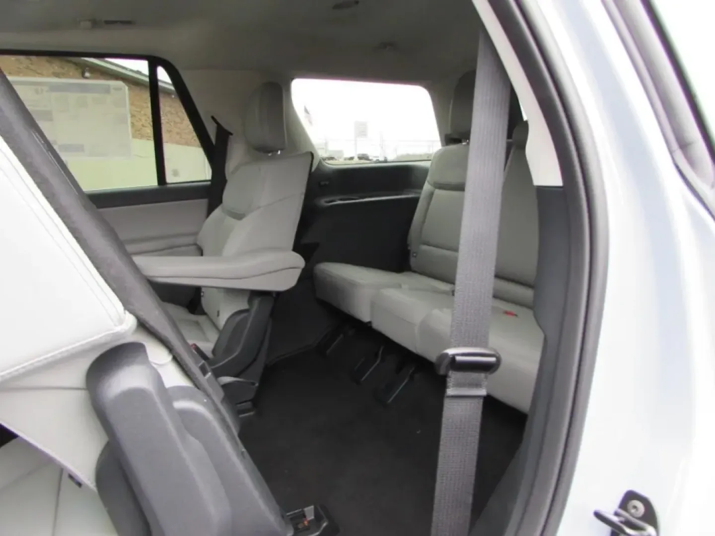 2026 /Space Gray Ford Expedition Active (1FMJU1J88TE) with an 3.5L EcoBoost V6 engine, Automatic transmission, located at 12836 Highway 21, De Soto, MO, 63020, (636) 337-7777, 38.151867, -90.575615 - Are you ready to elevate your family adventures with a vehicle that combines luxury, capability, and innovation? Look no further than the 2026 Ford Expedition Active, available now at Pettus Ford De Soto. This stunning SUV, with only 11 miles on the odometer, is perfect for growing families, outdoor - Photo#25