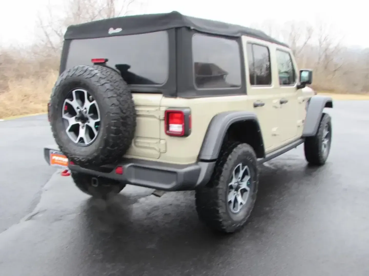 2022 /Black Jeep Wrangler Unlimited Rubicon (1C4HJXFN8NW) with an 2.0L L4 DOHC 16V TURBO engine, 6A transmission, located at 12830 Highway 21, De Soto, MO, 63020, (636) 337-7777, 38.153099, -90.573624 - **Adventure Awaits with the 2022 Jeep Wrangler Unlimited Rubicon at Pettus CDJR DeSoto!**<br /> <br /> If you're looking for a vehicle that complements your adventurous lifestyle, the 2022 Jeep Wrangler Unlimited Rubicon is your perfect match. This rugged SUV is not just for off-roading; it's a vers - Photo#6