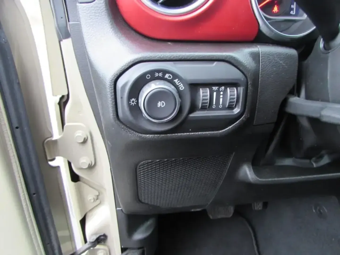 2022 /Black Jeep Wrangler Unlimited Rubicon (1C4HJXFN8NW) with an 2.0L L4 DOHC 16V TURBO engine, 6A transmission, located at 12830 Highway 21, De Soto, MO, 63020, (636) 337-7777, 38.153099, -90.573624 - **Adventure Awaits with the 2022 Jeep Wrangler Unlimited Rubicon at Pettus CDJR DeSoto!**<br /> <br /> If you're looking for a vehicle that complements your adventurous lifestyle, the 2022 Jeep Wrangler Unlimited Rubicon is your perfect match. This rugged SUV is not just for off-roading; it's a vers - Photo#14