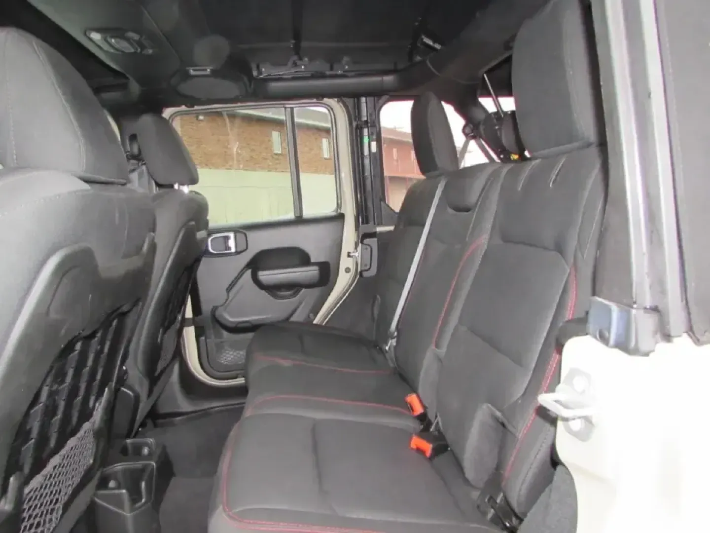 2022 /Black Jeep Wrangler Unlimited Rubicon (1C4HJXFN8NW) with an 2.0L L4 DOHC 16V TURBO engine, 6A transmission, located at 12830 Highway 21, De Soto, MO, 63020, (636) 337-7777, 38.153099, -90.573624 - **Adventure Awaits with the 2022 Jeep Wrangler Unlimited Rubicon at Pettus CDJR DeSoto!**<br /> <br /> If you're looking for a vehicle that complements your adventurous lifestyle, the 2022 Jeep Wrangler Unlimited Rubicon is your perfect match. This rugged SUV is not just for off-roading; it's a vers - Photo#25