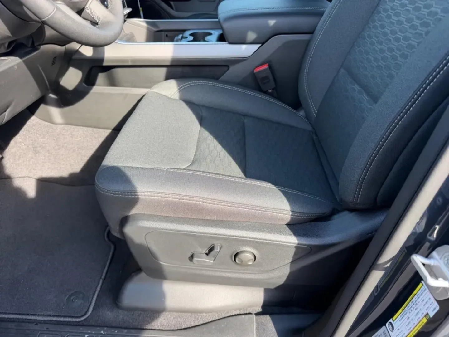 2026 /Diesel Gray/Black Cloth Ram 1500 Big Horn/Lone Star (1C6SRFFT6TN) with an 5.7L engine, 8A transmission, located at 970 Woodlawn Dr., Farmington, MO, 63640, (573) 431-7800, 37.825642, -90.468674 - Are you ready to elevate your outdoor adventures and weekend getaways? Look no further than the 2026 Ram 1500 Big Horn, an ideal choice for those craving a perfect blend of power, comfort, and versatility. This rugged truck is designed for drivers who lead an active lifestyle, whether you're hauling - Photo#20