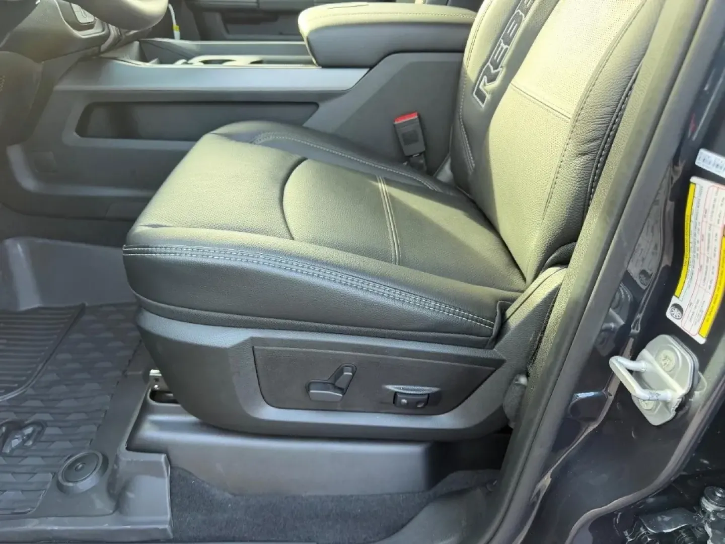 2026 /Black Leather Ram 2500 Rebel (3C6UR5EJXTG) with an 6.4L V8 HEMI HD engine, 6A transmission, located at 970 Woodlawn Dr., Farmington, MO, 63640, (573) 431-7800, 37.825642, -90.468674 - ### Conquer the Roads with the 2026 Ram 2500 Rebel - Perfect for Adventure Seekers!<br /> <br /> Are you ready to elevate your driving experience? Whether you're hauling gear for a weekend camping trip or navigating city streets during your daily commute, the **2026 Ram 2500 Rebel** is the truck tha - Photo#18