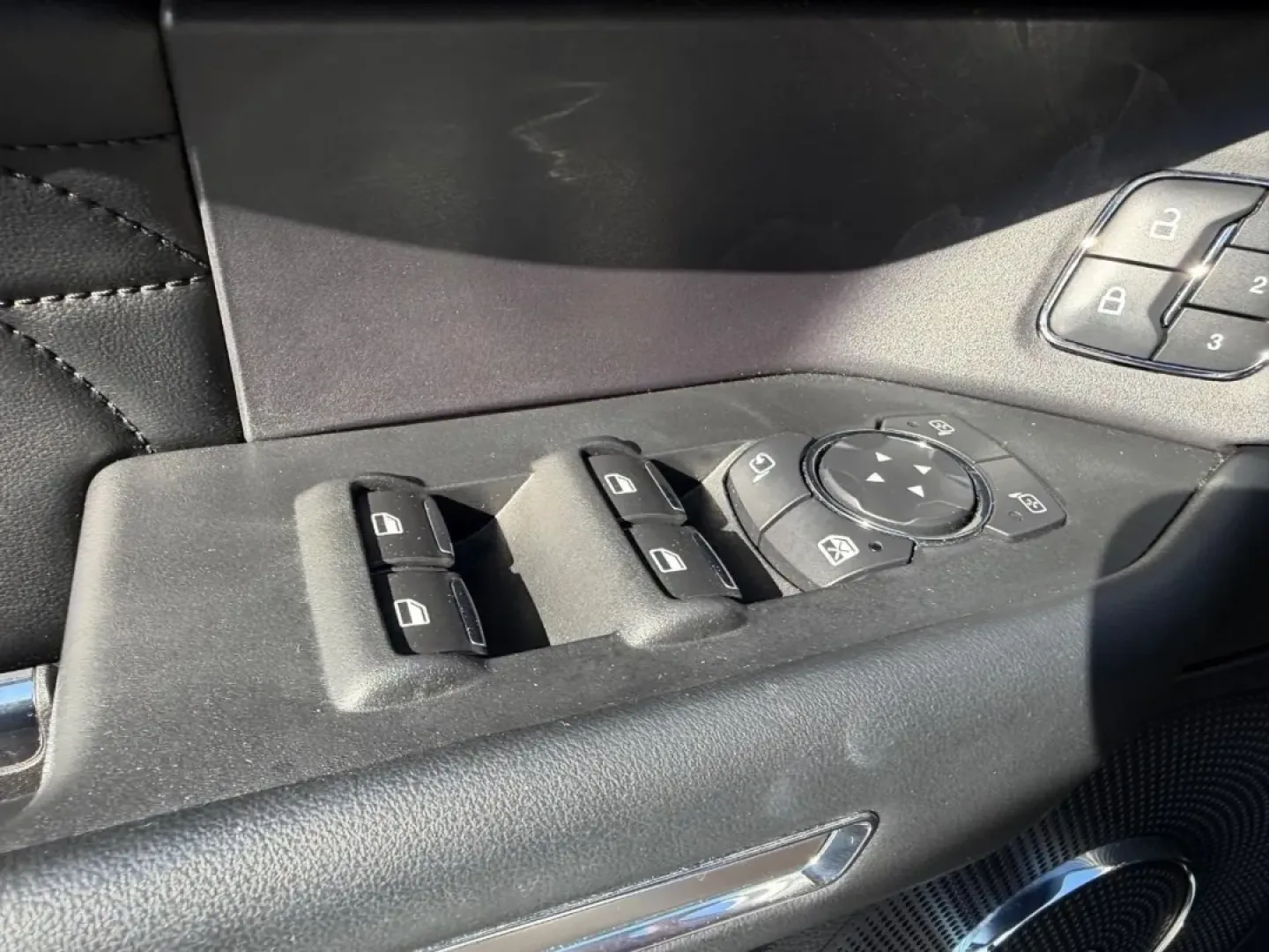 2021 /Ebony Leather Ford Expedition Max Platinum (1FMJK1MT8ME) with an 3.5L EcoBoost V6 engine, Automatic transmission, located at 970 Woodlawn Dr., Farmington, MO, 63640, (573) 431-7800, 37.825642, -90.468674 - Experience a lifestyle of adventure and luxury with the stunning **2021 Ford Expedition Max Platinum**, available now at Pettus CDJR Farmington, your premier OEM dealership located at **970 Woodlawn Drive, Farmington, MO 63640**. This exceptional SUV is perfect for growing families seeking both comf - Photo#22