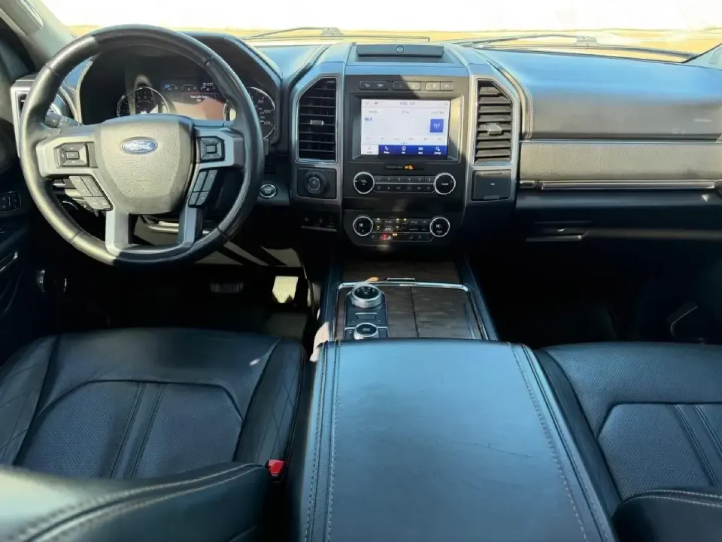 2021 /Ebony Leather Ford Expedition Max Platinum (1FMJK1MT8ME) with an 3.5L EcoBoost V6 engine, Automatic transmission, located at 970 Woodlawn Dr., Farmington, MO, 63640, (573) 431-7800, 37.825642, -90.468674 - Experience a lifestyle of adventure and luxury with the stunning **2021 Ford Expedition Max Platinum**, available now at Pettus CDJR Farmington, your premier OEM dealership located at **970 Woodlawn Drive, Farmington, MO 63640**. This exceptional SUV is perfect for growing families seeking both comf - Photo#13