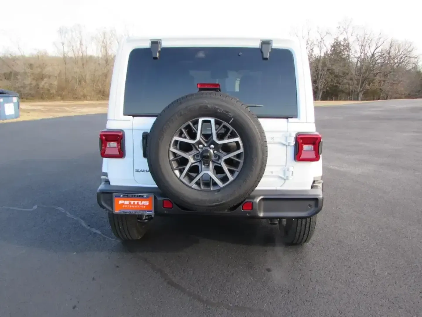 2026 Jeep Wrangler Sahara (1C4PJXEG2TW) with an 3.6L V6 engine, 6M transmission, located at 970 Woodlawn Dr., Farmington, MO, 63640, (573) 431-7800, 37.825642, -90.468674 - Adventure awaits with the 2026 Jeep Wrangler Sahara, an iconic SUV designed for those who crave both the thrill of off-road escapades and the comfort of everyday commuting. Imagine taking on winding mountain roads, cruising through city streets, or embarking on a weekend camping trip with friends or - Photo#5