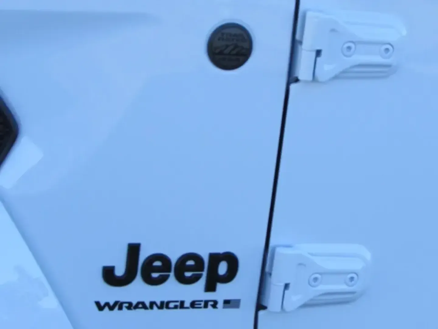 2026 Jeep Wrangler Sahara (1C4PJXEG2TW) with an 3.6L V6 engine, 6M transmission, located at 970 Woodlawn Dr., Farmington, MO, 63640, (573) 431-7800, 37.825642, -90.468674 - Adventure awaits with the 2026 Jeep Wrangler Sahara, an iconic SUV designed for those who crave both the thrill of off-road escapades and the comfort of everyday commuting. Imagine taking on winding mountain roads, cruising through city streets, or embarking on a weekend camping trip with friends or - Photo#9