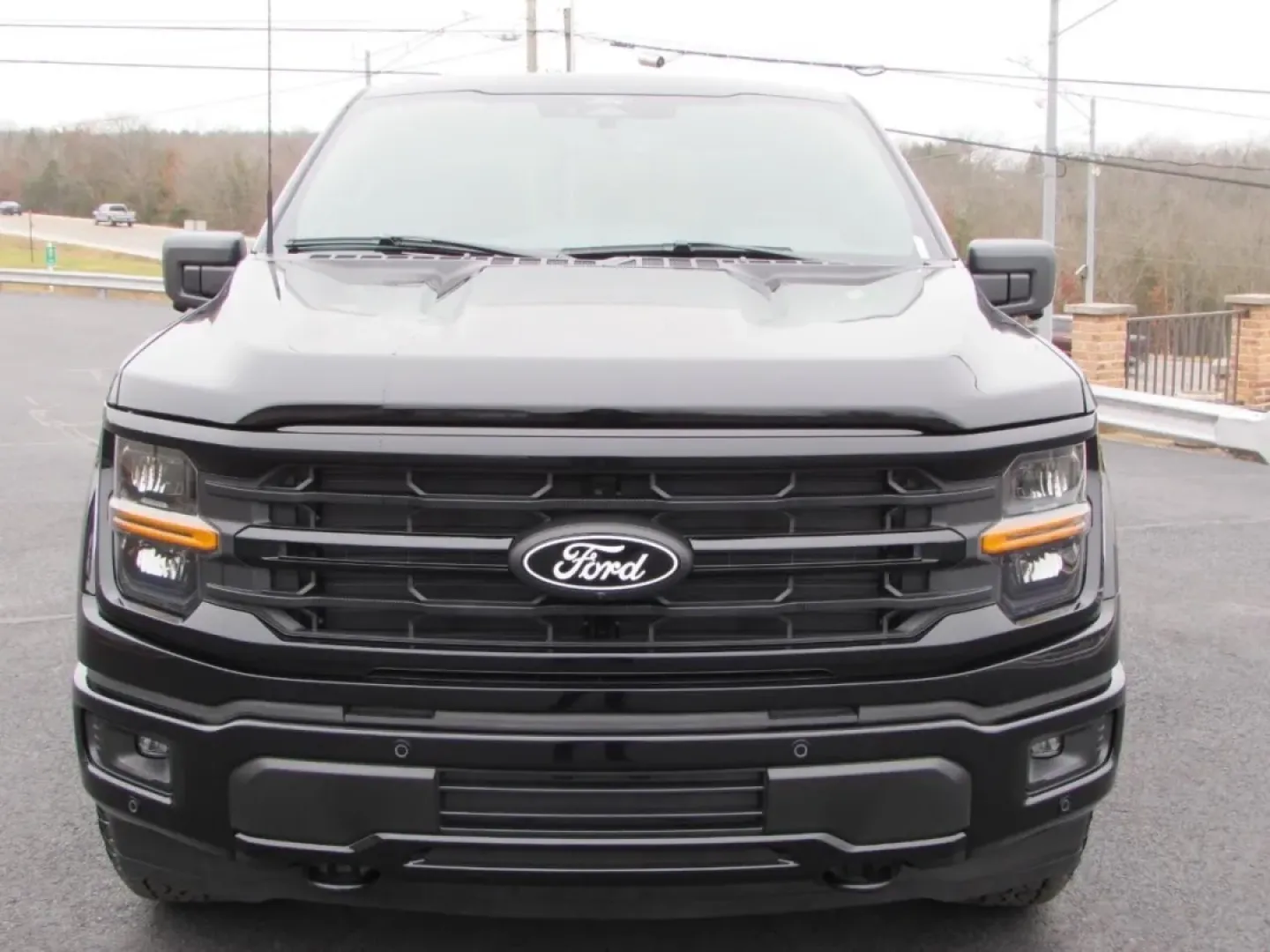 2025 /Black Ford F-150 XLT (1FTFW3L52SF) with an 5.0L engine, located at 12836 Highway 21, De Soto, MO, 63020, (636) 337-7777, 38.151867, -90.575615 - Experience the ultimate combination of rugged performance and refined comfort with the 2025 Ford F-150 XLT, now available at Pettus Ford De Soto. This powerful truck is perfect for those who need a reliable companion for both work and play, making it an ideal choice for outdoor enthusiasts, weekend - Photo#1