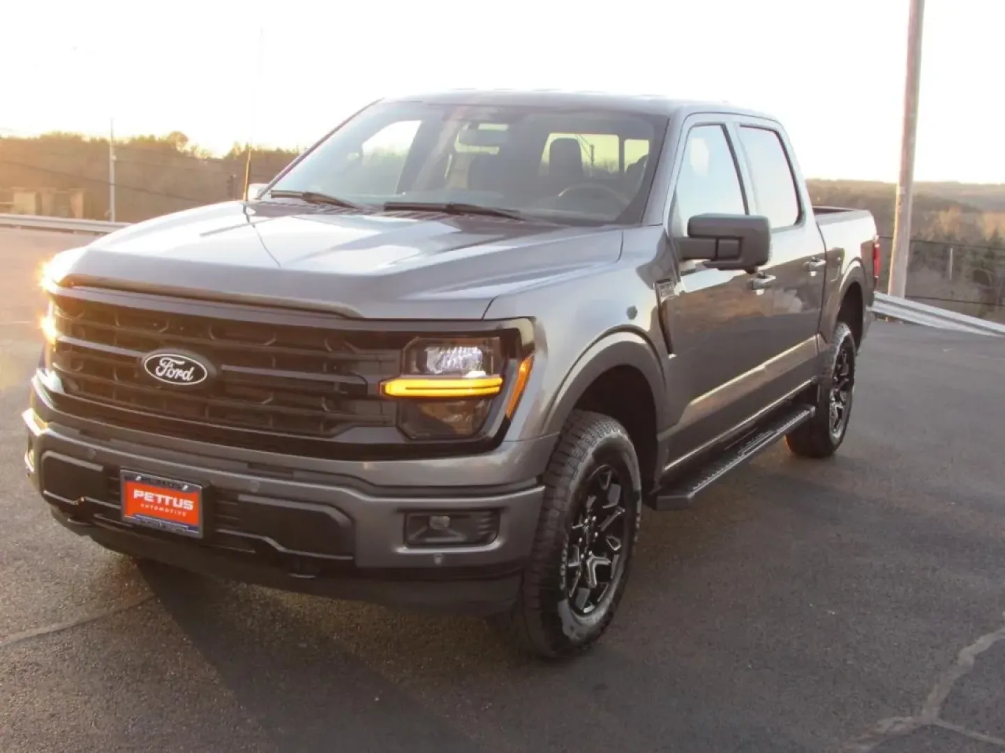 2025 /Black Ford F-150 XLT (1FTFW3L54SF) with an 5.0L engine, located at 12836 Highway 21, De Soto, MO, 63020, (636) 337-7777, 38.151867, -90.575615 - **Experience Unmatched Versatility with the 2025 Ford F-150 XLT at Pettus Ford De Soto**<br /> <br /> Are you ready to elevate your lifestyle and tackle any adventure that life throws your way? The 2025 Ford F-150 XLT, available at Pettus Ford De Soto, is your ticket to a world of possibilities. Whe - Photo#2