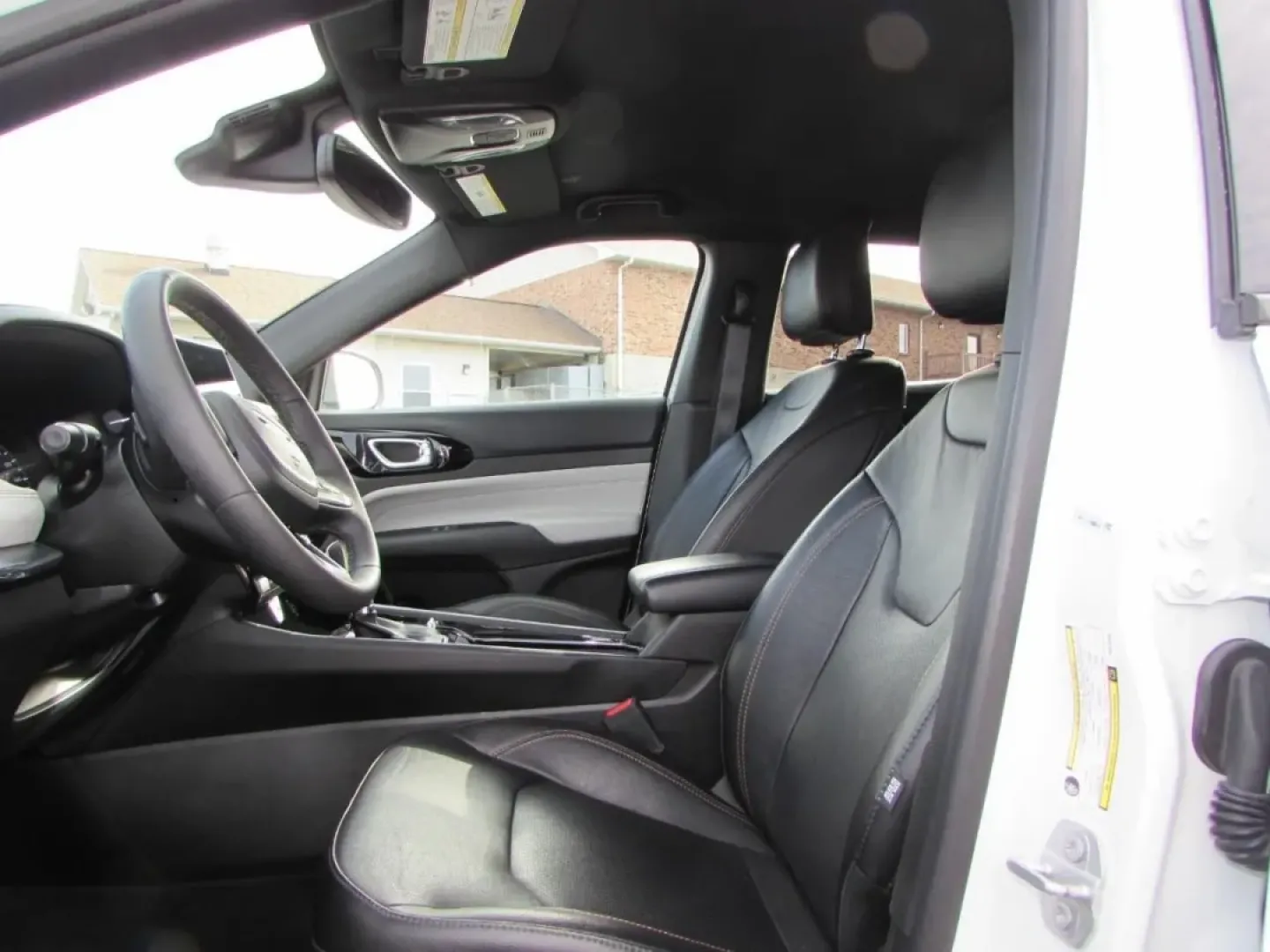 2023 /Black Jeep Compass Limited (3C4NJDCN6PT) with an Other engine, Automatic transmission, located at 12830 Highway 21, De Soto, MO, 63020, (636) 337-7777, 38.153099, -90.573624 - Are you ready to elevate your driving experience and embrace the open road? Whether you're a weekend adventurer, a busy commuter, or a growing family in need of a reliable vehicle, the 2023 Jeep Compass is the perfect companion for your journeys. With its rugged good looks, advanced technology, and - Photo#12