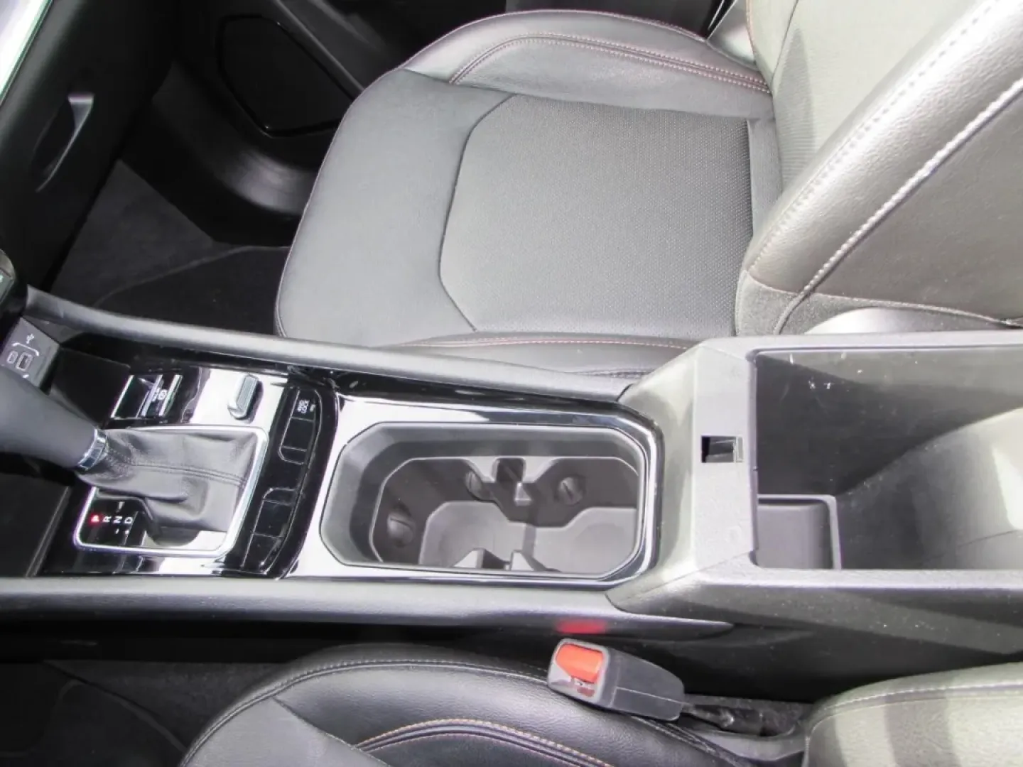 2023 /Black Jeep Compass Limited (3C4NJDCN6PT) with an Other engine, Automatic transmission, located at 12830 Highway 21, De Soto, MO, 63020, (636) 337-7777, 38.153099, -90.573624 - Are you ready to elevate your driving experience and embrace the open road? Whether you're a weekend adventurer, a busy commuter, or a growing family in need of a reliable vehicle, the 2023 Jeep Compass is the perfect companion for your journeys. With its rugged good looks, advanced technology, and - Photo#21