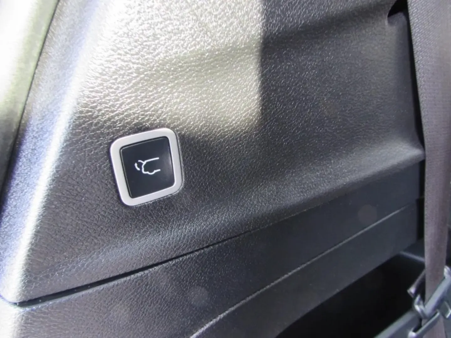 2019 /Black Chrysler Pacifica Touring Plus (2C4RC1FG4KR) with an Other engine, Automatic transmission, located at 12836 Highway 21, De Soto, MO, 63020, (636) 337-7777, 38.151867, -90.575615 - **Discover the Perfect Family Vehicle with the 2019 Chrysler Pacifica at Pettus Ford De Soto!**<br /> <br /> Are you in search of a vehicle that can seamlessly blend family life with everyday convenience? Look no further than the 2019 Chrysler Pacifica, available now at Pettus Ford De Soto, your tru - Photo#30