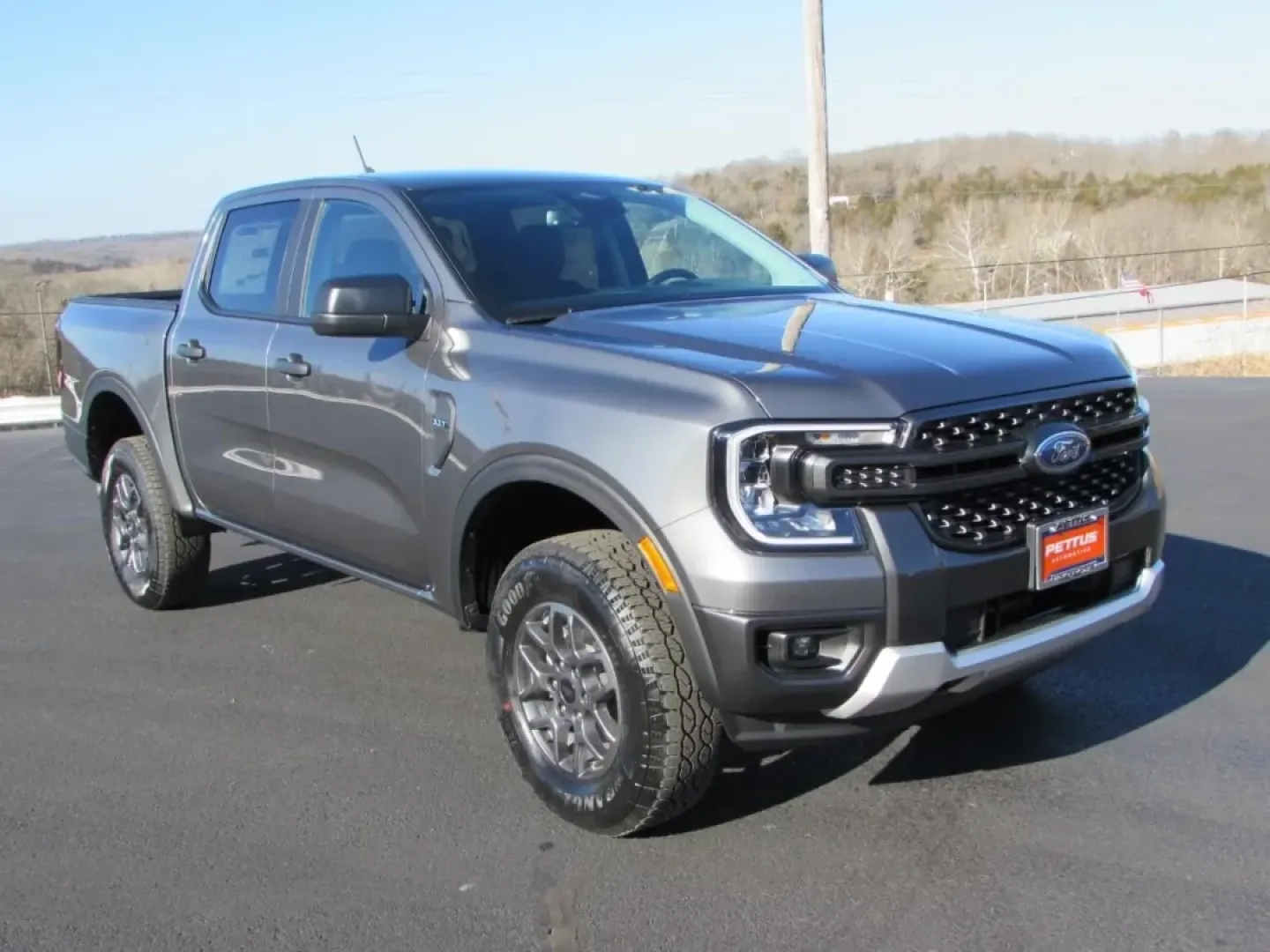 2025 /Ebony Ford Ranger XLT (1FTER4HH5SL) with an 2.3L EcoBoost engine, Automatic transmission, located at 12836 Highway 21, De Soto, MO, 63020, (636) 337-7777, 38.151867, -90.575615 - If you're seeking the perfect blend of power, versatility, and modern technology, the 2025 Ford Ranger XLT is the truck that can elevate your lifestyle-whether you're heading to work in De Soto or embarking on a weekend adventure. Featuring a robust 2.3L EcoBoost engine and a dependable four-wheel-d - Photo#0