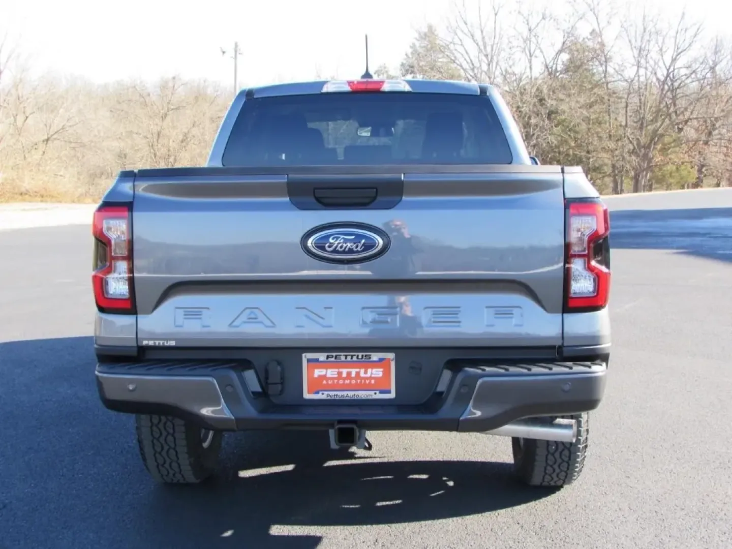 2025 /Ebony Ford Ranger XLT (1FTER4HH5SL) with an 2.3L EcoBoost engine, Automatic transmission, located at 12836 Highway 21, De Soto, MO, 63020, (636) 337-7777, 38.151867, -90.575615 - If you're seeking the perfect blend of power, versatility, and modern technology, the 2025 Ford Ranger XLT is the truck that can elevate your lifestyle-whether you're heading to work in De Soto or embarking on a weekend adventure. Featuring a robust 2.3L EcoBoost engine and a dependable four-wheel-d - Photo#5