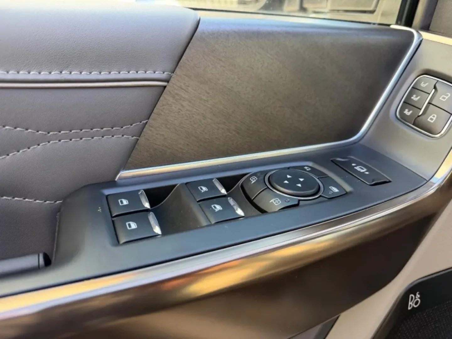 2026 /Smoked Truffle Leather Ford F-350SD Platinum (1FT8W3BM2TE) with an 6.7L engine, 6A transmission, located at 141 Commercial Dr, Fredericktown, MO, 63645, (573) 783-6432, 37.570087, -90.320648 - **Adventure Awaits with the 2026 Ford F-350SD at Pettus Ford Fredericktown!**<br /> <br /> Are you dreaming of the perfect truck that effortlessly combines power, comfort, and versatility? Look no further than the remarkable 2026 Ford F-350SD, now available at Pettus Ford Fredericktown, your trusted - Photo#17