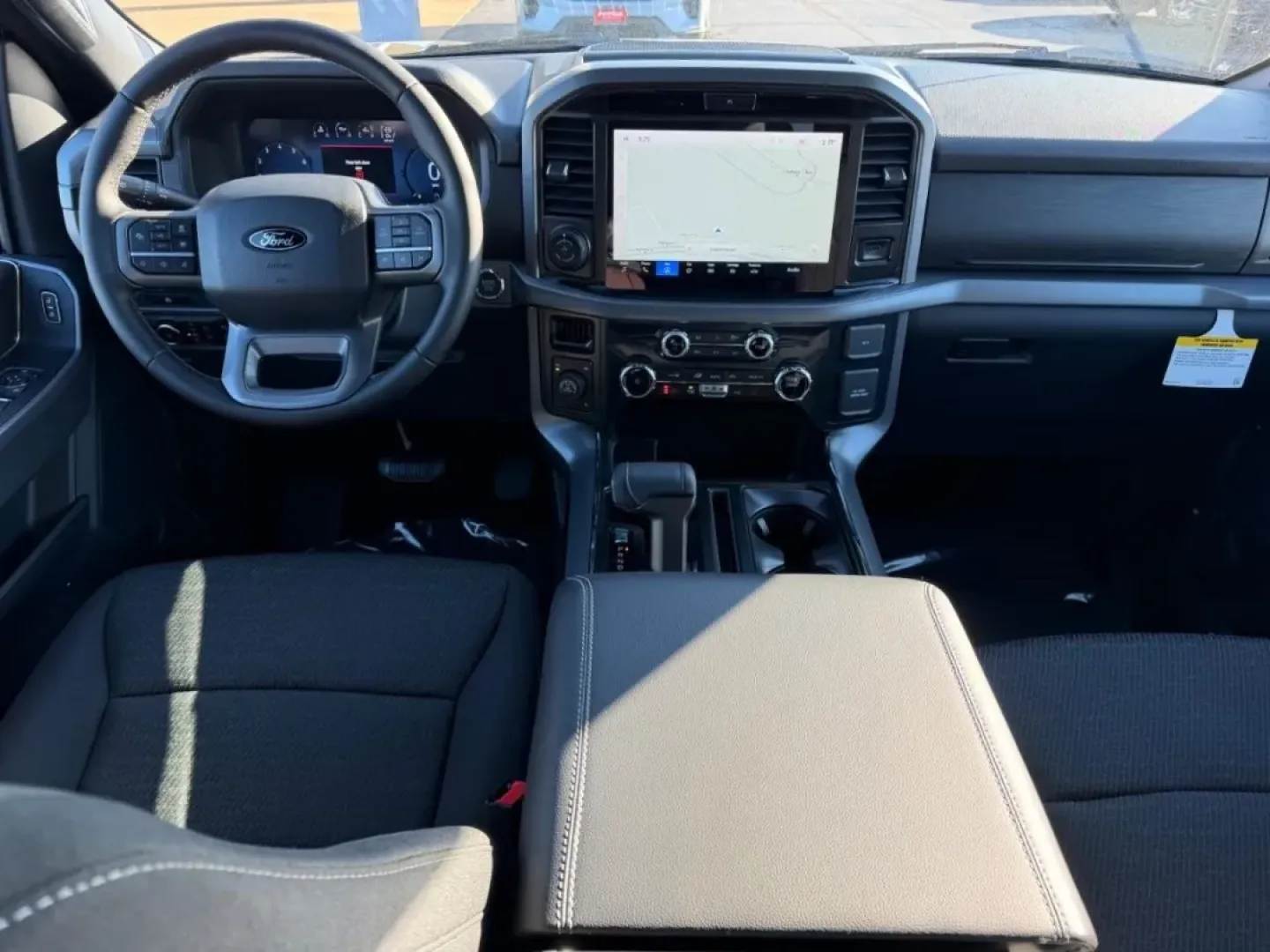 2025 /Black Cloth Ford F-150 XLT (1FTFW3L51SF) with an 5.0L engine, 6A transmission, located at 141 Commercial Dr, Fredericktown, MO, 63645, (573) 783-6432, 37.570087, -90.320648 - **Conquer Your Adventures with the 2025 Ford F-150 XLT Perfect for Every Journey!**<br /> <br /> Are you ready to elevate your driving experience? Whether you're carving out a path through the wilderness, hauling gear for a weekend adventure, or navigating the daily grind, the 2025 Ford F-150 XLT i - Photo#9