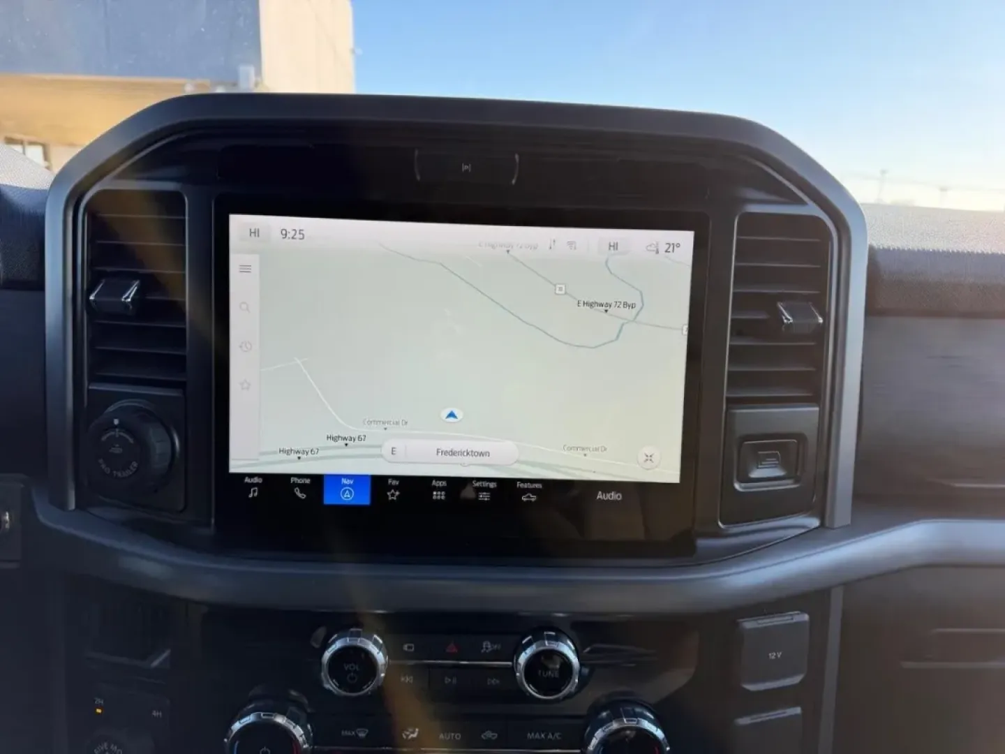 2025 /Black Cloth Ford F-150 XLT (1FTFW3L51SF) with an 5.0L engine, 6A transmission, located at 141 Commercial Dr, Fredericktown, MO, 63645, (573) 783-6432, 37.570087, -90.320648 - **Conquer Your Adventures with the 2025 Ford F-150 XLT Perfect for Every Journey!**<br /> <br /> Are you ready to elevate your driving experience? Whether you're carving out a path through the wilderness, hauling gear for a weekend adventure, or navigating the daily grind, the 2025 Ford F-150 XLT i - Photo#13