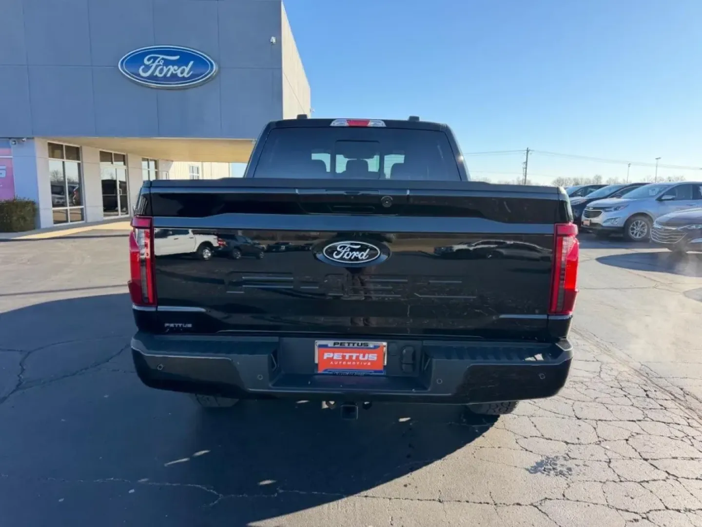 2025 /Black Cloth Ford F-150 XLT (1FTFW3L51SF) with an 5.0L engine, 6A transmission, located at 141 Commercial Dr, Fredericktown, MO, 63645, (573) 783-6432, 37.570087, -90.320648 - **Conquer Your Adventures with the 2025 Ford F-150 XLT Perfect for Every Journey!**<br /> <br /> Are you ready to elevate your driving experience? Whether you're carving out a path through the wilderness, hauling gear for a weekend adventure, or navigating the daily grind, the 2025 Ford F-150 XLT i - Photo#3