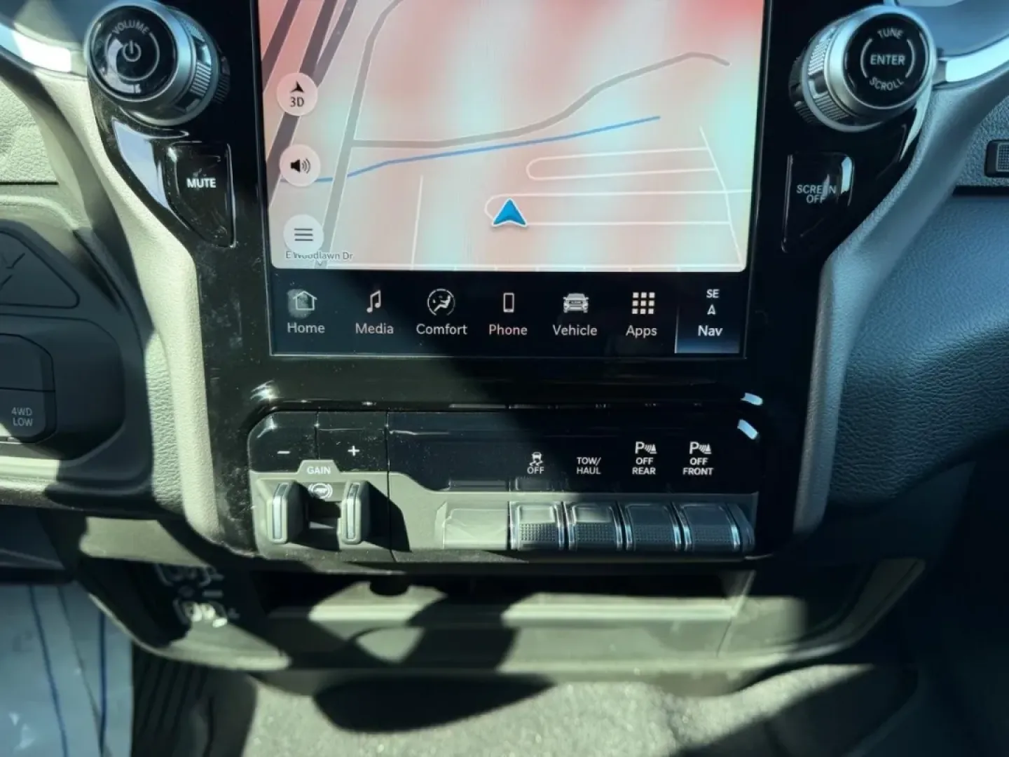 2026 /Diesel Gray/Black Cloth Ram 2500 Big Horn (3C6UR5DJ8TG) with an 6.4L V8 HEMI HD engine, 6A transmission, located at 970 Woodlawn Dr., Farmington, MO, 63640, (573) 431-7800, 37.825642, -90.468674 - Experience the perfect blend of power, rugged style, and versatility with the 2026 Ram 2500 Big Horn, now available at Pettus CDJR Farmington. This truck is designed for those who thrive on adventure and need a reliable vehicle for both everyday tasks and weekend excursions. Whether you're hauling e - Photo#14