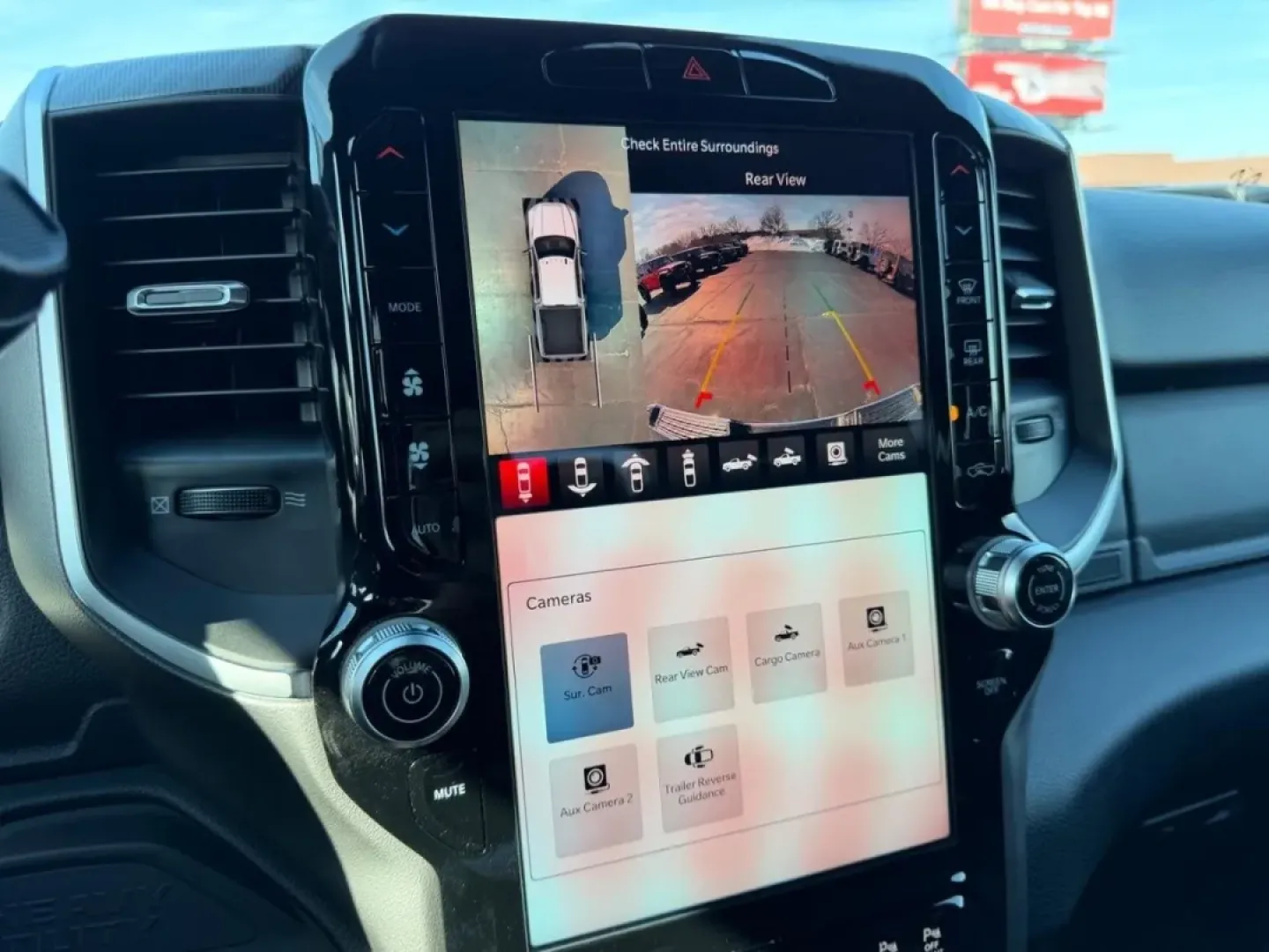 2026 /Diesel Gray/Black Cloth Ram 2500 Big Horn (3C6UR5DJ8TG) with an 6.4L V8 HEMI HD engine, 6A transmission, located at 970 Woodlawn Dr., Farmington, MO, 63640, (573) 431-7800, 37.825642, -90.468674 - Experience the perfect blend of power, rugged style, and versatility with the 2026 Ram 2500 Big Horn, now available at Pettus CDJR Farmington. This truck is designed for those who thrive on adventure and need a reliable vehicle for both everyday tasks and weekend excursions. Whether you're hauling e - Photo#21