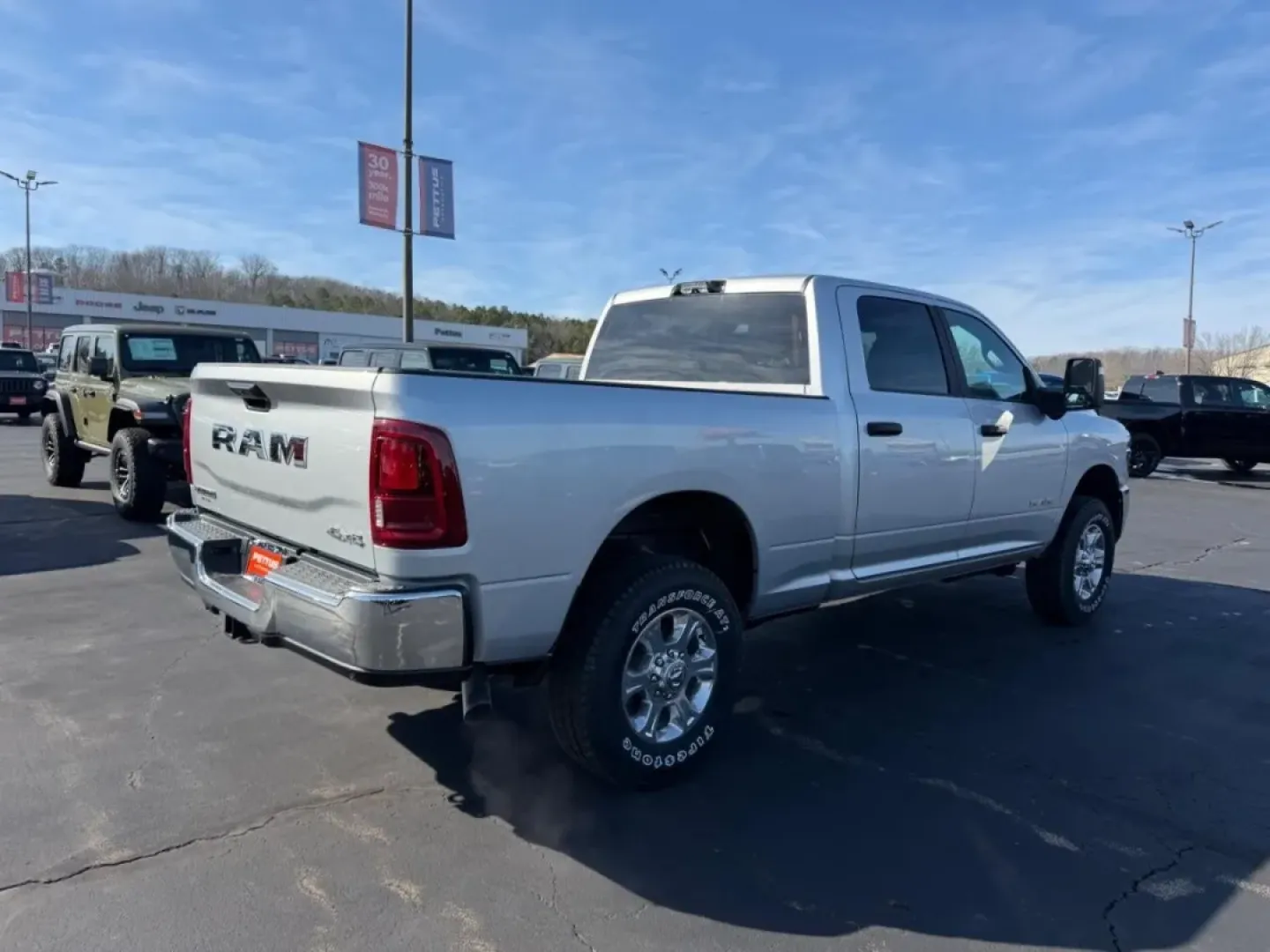 2026 /Diesel Gray/Black Cloth Ram 2500 Big Horn (3C6UR5DJ8TG) with an 6.4L V8 HEMI HD engine, 6A transmission, located at 970 Woodlawn Dr., Farmington, MO, 63640, (573) 431-7800, 37.825642, -90.468674 - Experience the perfect blend of power, rugged style, and versatility with the 2026 Ram 2500 Big Horn, now available at Pettus CDJR Farmington. This truck is designed for those who thrive on adventure and need a reliable vehicle for both everyday tasks and weekend excursions. Whether you're hauling e - Photo#2