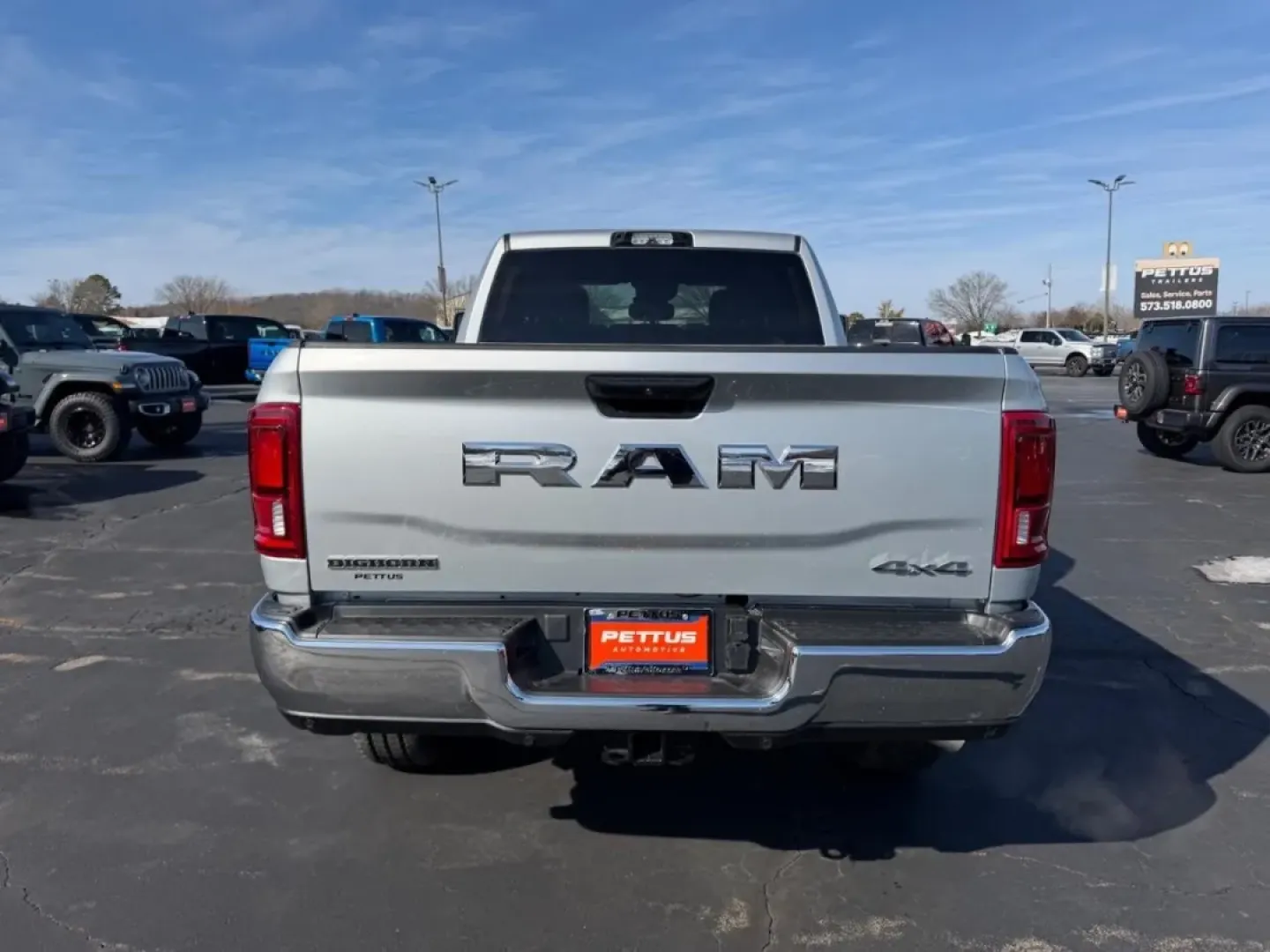 2026 /Diesel Gray/Black Cloth Ram 2500 Big Horn (3C6UR5DJ8TG) with an 6.4L V8 HEMI HD engine, 6A transmission, located at 970 Woodlawn Dr., Farmington, MO, 63640, (573) 431-7800, 37.825642, -90.468674 - Experience the perfect blend of power, rugged style, and versatility with the 2026 Ram 2500 Big Horn, now available at Pettus CDJR Farmington. This truck is designed for those who thrive on adventure and need a reliable vehicle for both everyday tasks and weekend excursions. Whether you're hauling e - Photo#3