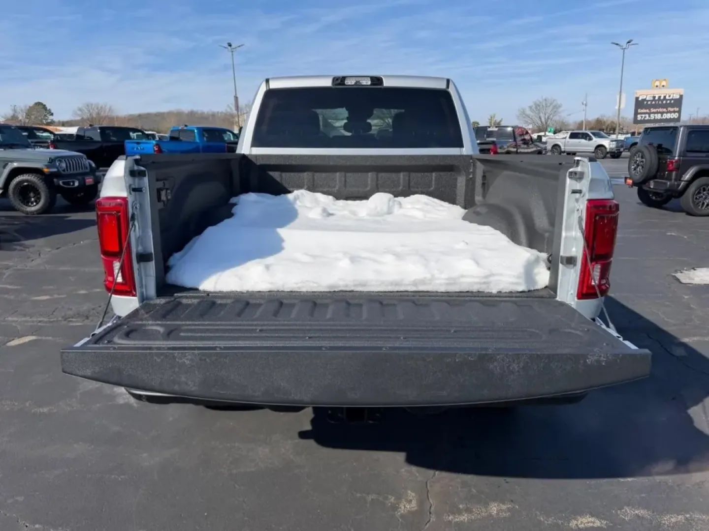 2026 /Diesel Gray/Black Cloth Ram 2500 Big Horn (3C6UR5DJ8TG) with an 6.4L V8 HEMI HD engine, 6A transmission, located at 970 Woodlawn Dr., Farmington, MO, 63640, (573) 431-7800, 37.825642, -90.468674 - Experience the perfect blend of power, rugged style, and versatility with the 2026 Ram 2500 Big Horn, now available at Pettus CDJR Farmington. This truck is designed for those who thrive on adventure and need a reliable vehicle for both everyday tasks and weekend excursions. Whether you're hauling e - Photo#4