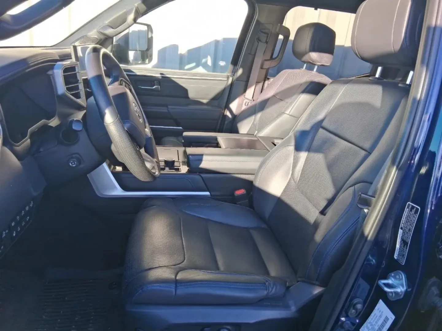 2022 /Black Toyota Tundra Platinum (5TFNA5DB0NX) with an 3.4L V6 DOHC 24V engine, Automatic transmission, located at 12830 Highway 21, De Soto, MO, 63020, (636) 337-7777, 38.153099, -90.573624 - **Unleash Adventure with the 2022 Toyota Tundra 4WD Platinum CrewMax at Pettus CDJR DeSoto!**<br /> <br /> Are you ready to elevate your driving experience? The 2022 Toyota Tundra 4WD Platinum CrewMax is the ultimate truck for those who crave adventure, whether it's tackling rough off-road trails, h - Photo#42