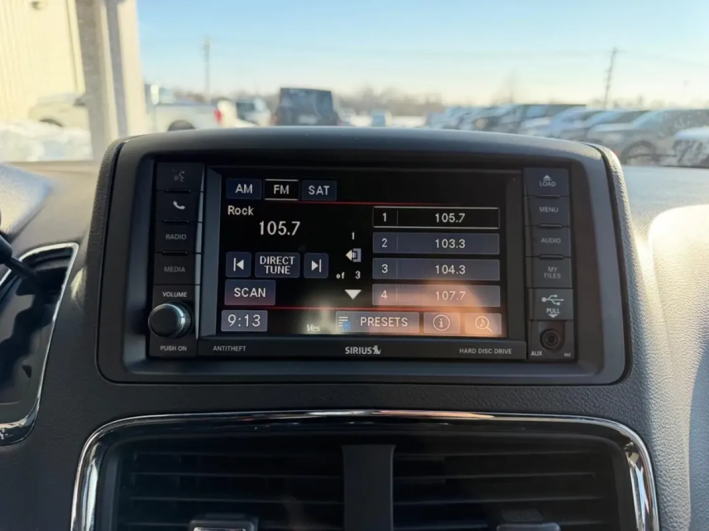 2016 /Black/Light Graystone Cloth Dodge Grand Caravan SE (2C4RDGBG6GR) with an 3.6L V6 24V VVT FlexFuel engine, Automatic transmission, located at 141 Commercial Dr, Fredericktown, MO, 63645, (573) 783-6432, 37.570087, -90.320648 - **Discover Your Next Adventure with the 2016 Dodge Grand Caravan: A Family-Friendly Minivan Awaiting You at Pettus Ford Fredericktown!**<br /> <br /> Are you searching for the perfect vehicle to accommodate your growing family's needs? Look no further than this exceptional 2016 Dodge Grand Caravan, - Photo#16