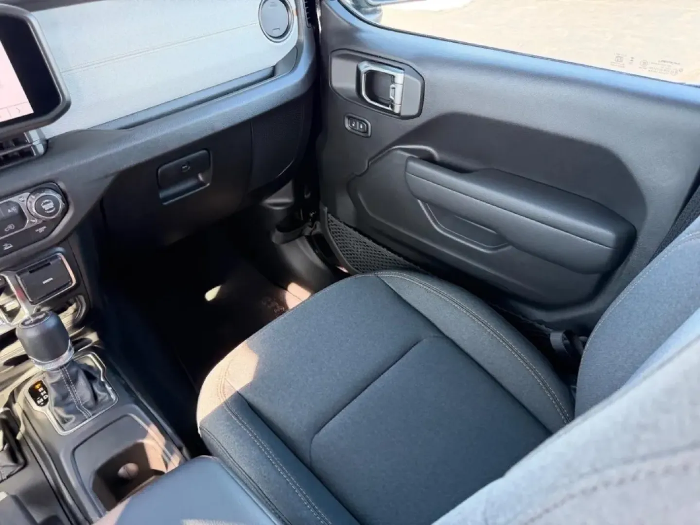 2026 /Black Cloth Jeep Wrangler Sport (1C4PJXDN4TW) with an 2.0L engine, 6M transmission, located at 970 Woodlawn Dr., Farmington, MO, 63640, (573) 431-7800, 37.825642, -90.468674 - Embark on your next adventure with the 2026 Jeep Wrangler, a vehicle that perfectly blends rugged capability with everyday practicality. Whether you're navigating the bustling streets of Farmington or conquering the trails of nearby Washington State Park, this SUV is designed for those who crave exp - Photo#16