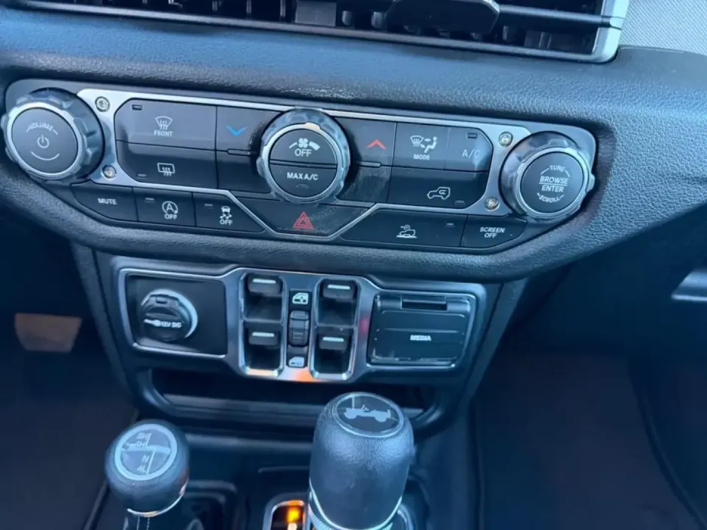 2026 /Black Cloth Jeep Wrangler Sport (1C4PJXDN6TW) with an 2.0L engine, 6M transmission, located at 970 Woodlawn Dr., Farmington, MO, 63640, (573) 431-7800, 37.825642, -90.468674 - **Adventure Awaits with the 2026 Jeep Wrangler at Pettus CDJR Farmington!**<br /> <br /> Are you ready to elevate your outdoor adventures and weekend getaways? Look no further than the stunning 2026 Jeep Wrangler, now available at Pettus CDJR Farmington! This rugged yet refined SUV is not just a veh - Photo#14