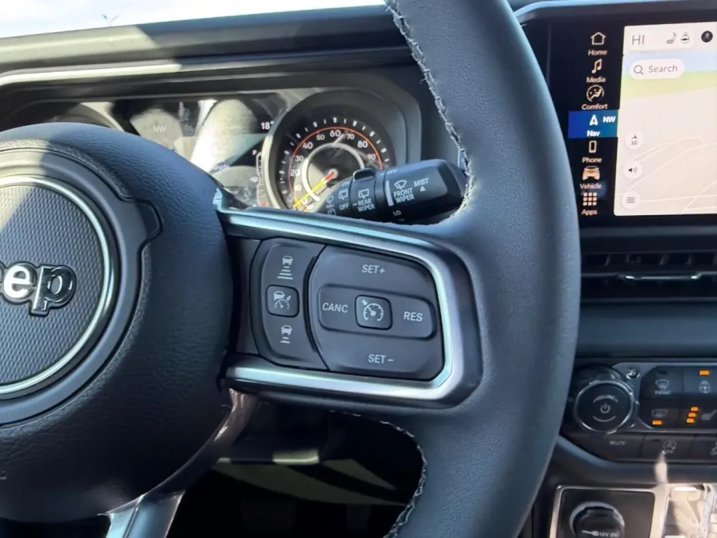 2026 /Black Leather Jeep Wrangler Sahara (1C4PJXEG1TW) with an 3.6L V6 engine, 6M transmission, located at 970 Woodlawn Dr., Farmington, MO, 63640, (573) 431-7800, 37.825642, -90.468674 - **Unleash Adventure with This 2026 Jeep Wrangler Sahara at Pettus CDJR Farmington!**<br /> <br /> If you're on the lookout for a versatile vehicle that can handle both your daily commute and weekend getaways, look no further! The 2026 Jeep Wrangler Sahara is the epitome of rugged sophistication, des - Photo#12