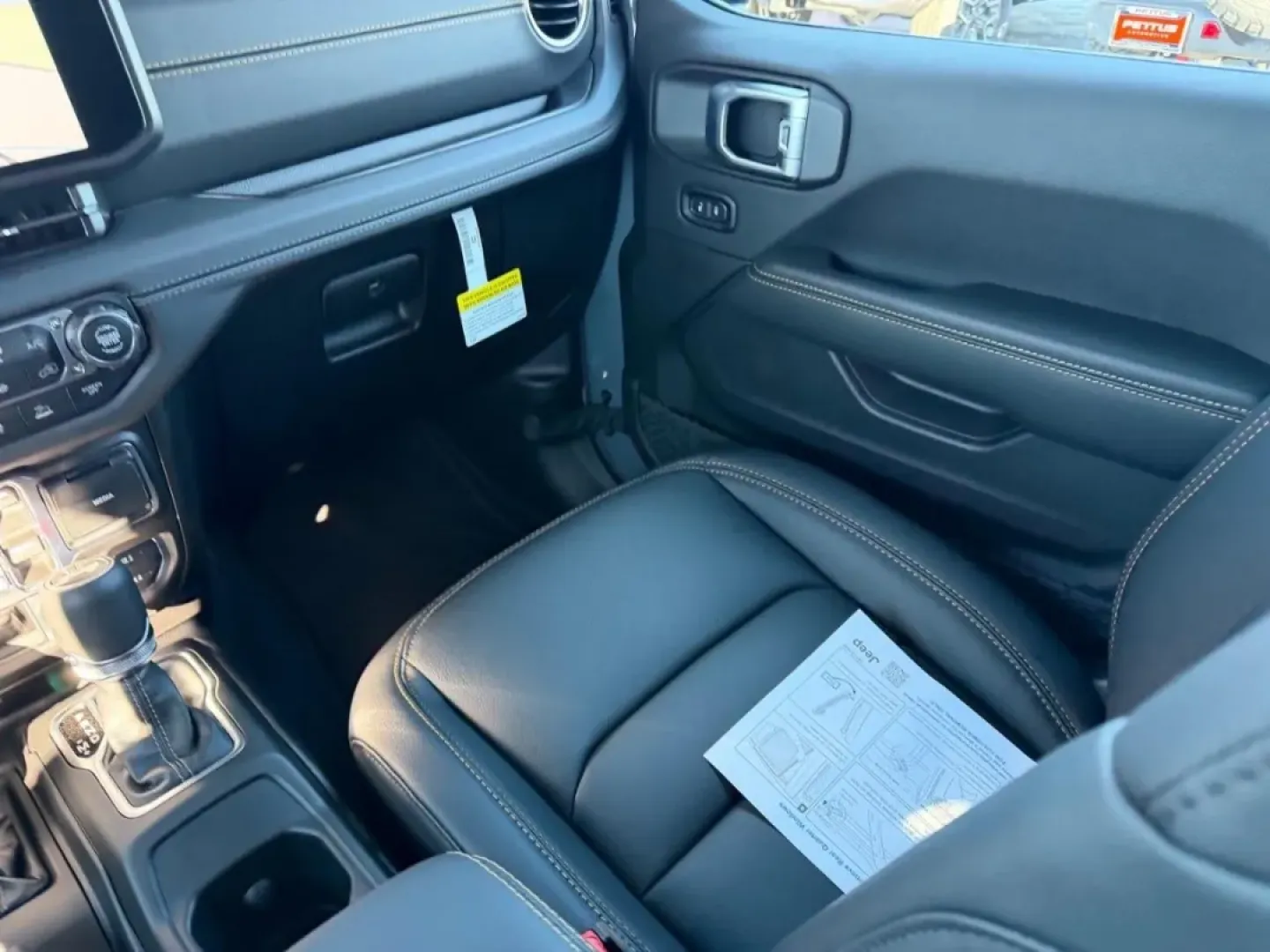 2026 /Black Leather Jeep Wrangler Sahara (1C4PJXEG1TW) with an 3.6L V6 engine, 6M transmission, located at 970 Woodlawn Dr., Farmington, MO, 63640, (573) 431-7800, 37.825642, -90.468674 - **Unleash Adventure with This 2026 Jeep Wrangler Sahara at Pettus CDJR Farmington!**<br /> <br /> If you're on the lookout for a versatile vehicle that can handle both your daily commute and weekend getaways, look no further! The 2026 Jeep Wrangler Sahara is the epitome of rugged sophistication, des - Photo#16